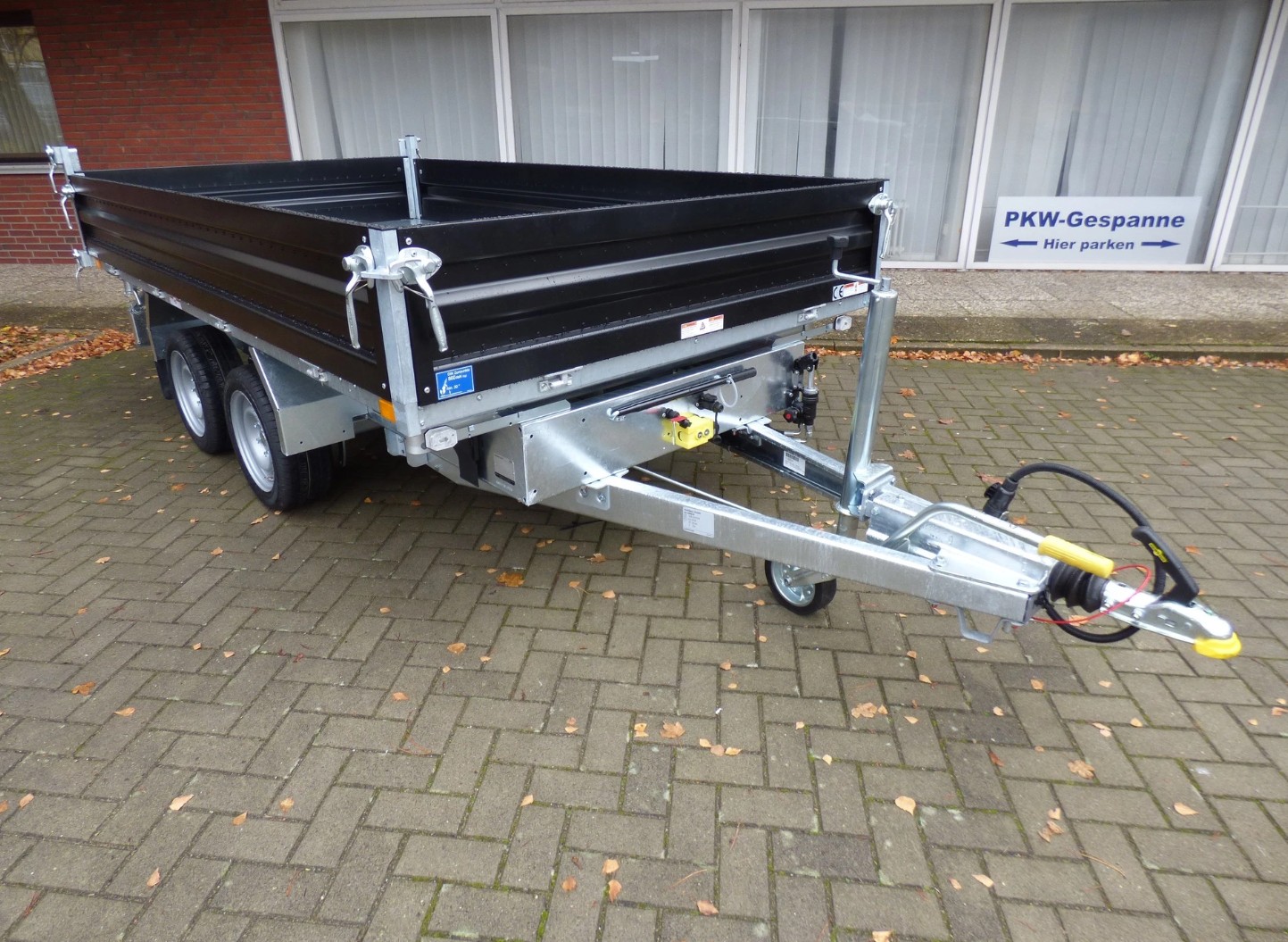 HUMBAUR HTK 3500.31 mit E-Pumpe-showroom-element-1