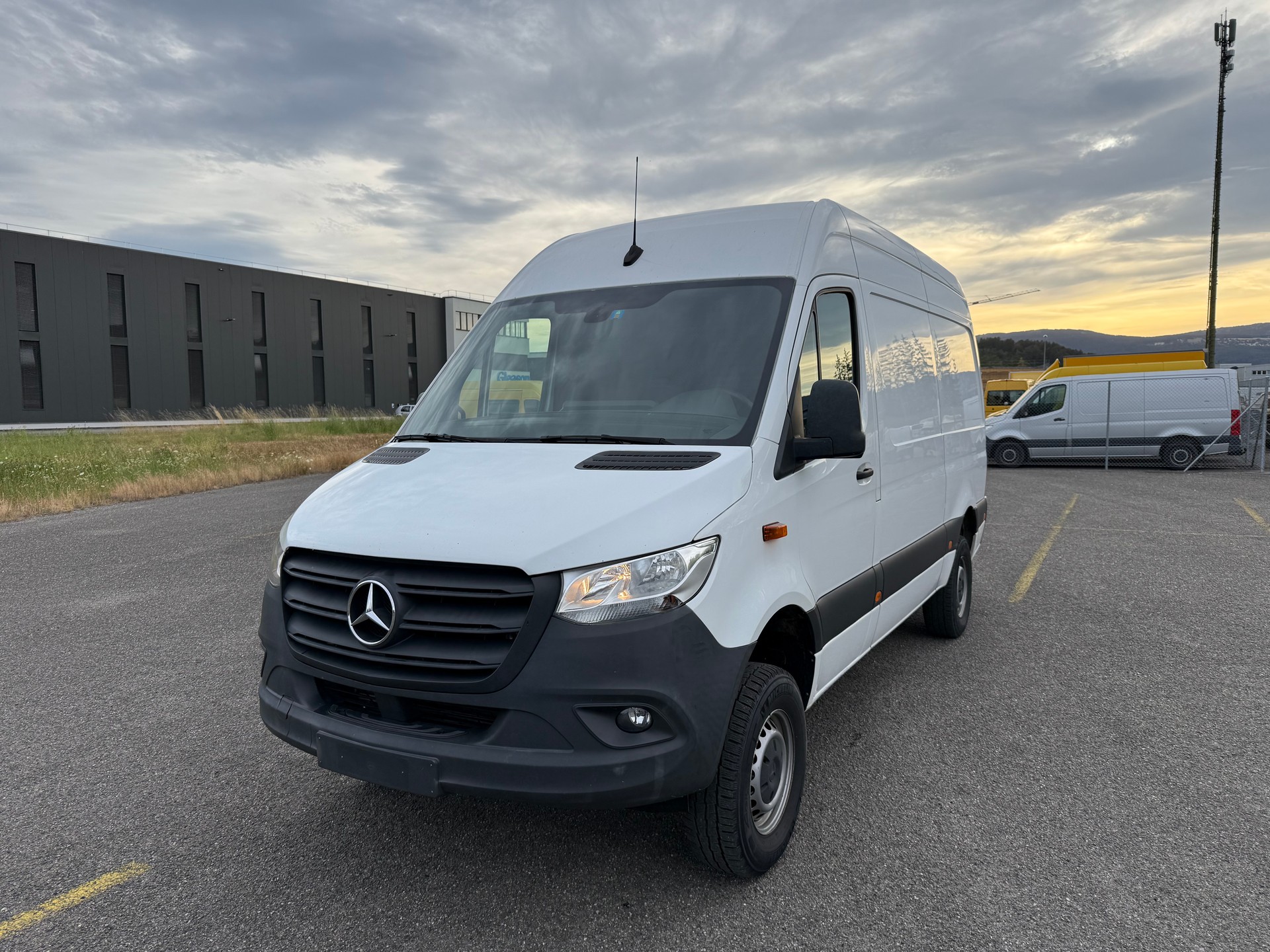 MERCEDES-BENZ Sprinter 316 CDI Standard 4x4
