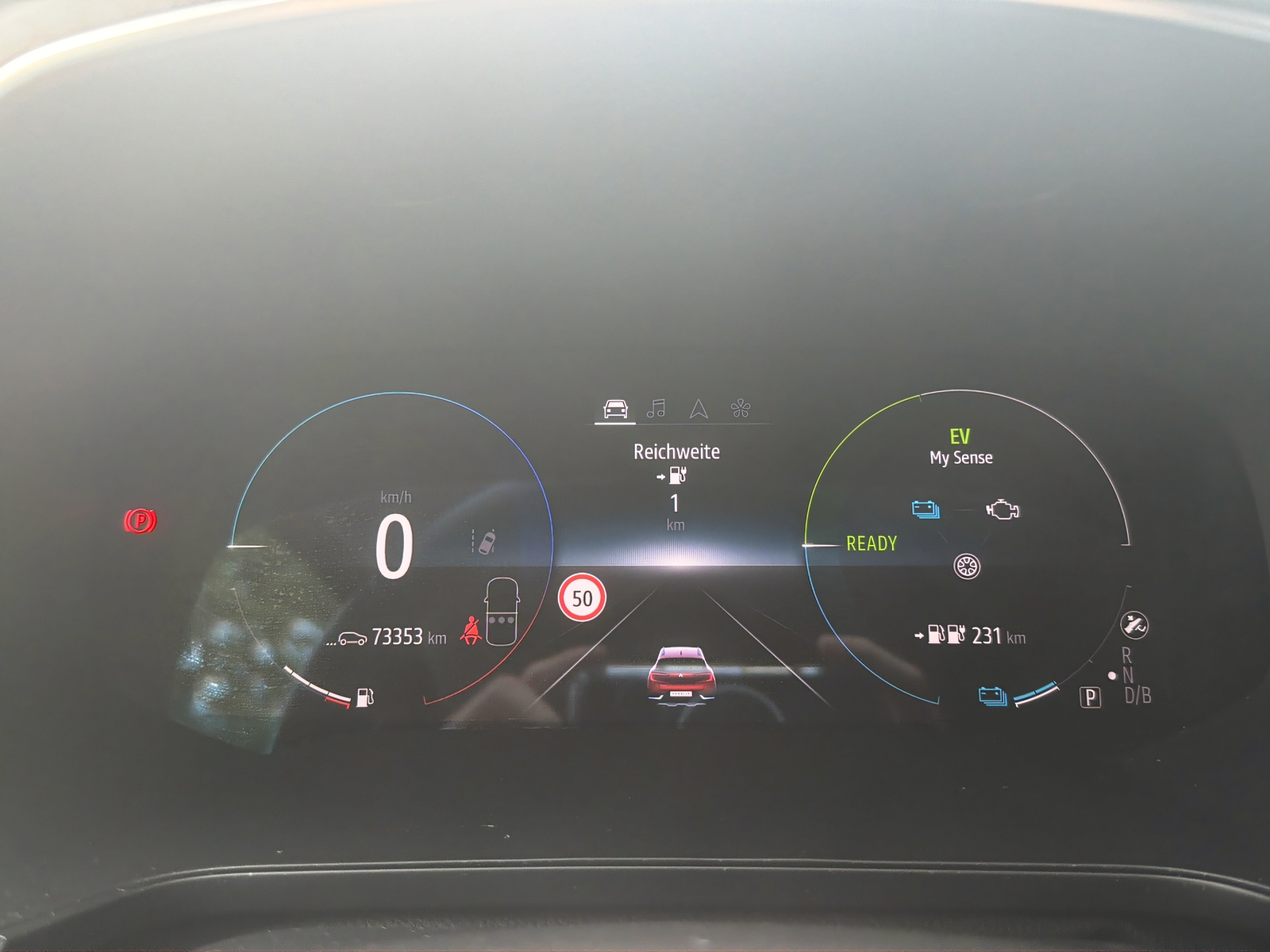 RENAULT Captur 1.6 E-Tech Plug-in Intens-image-9