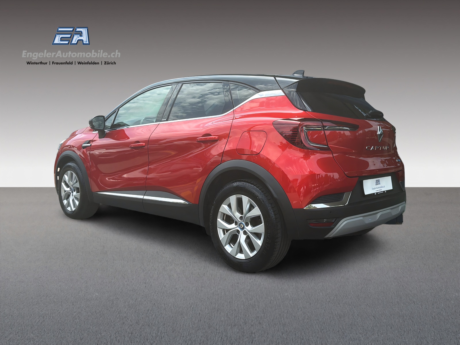 RENAULT Captur 1.6 E-Tech Plug-in Intens-showroom-element-3