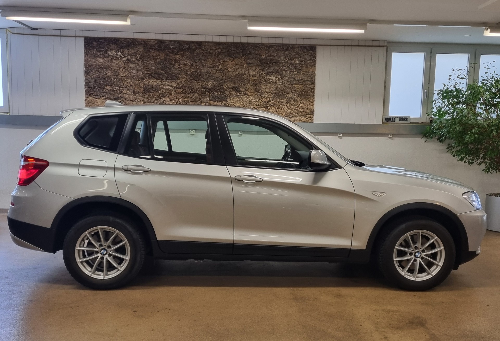 BMW X3 xDrive 30d Steptronic-showroom-element-3