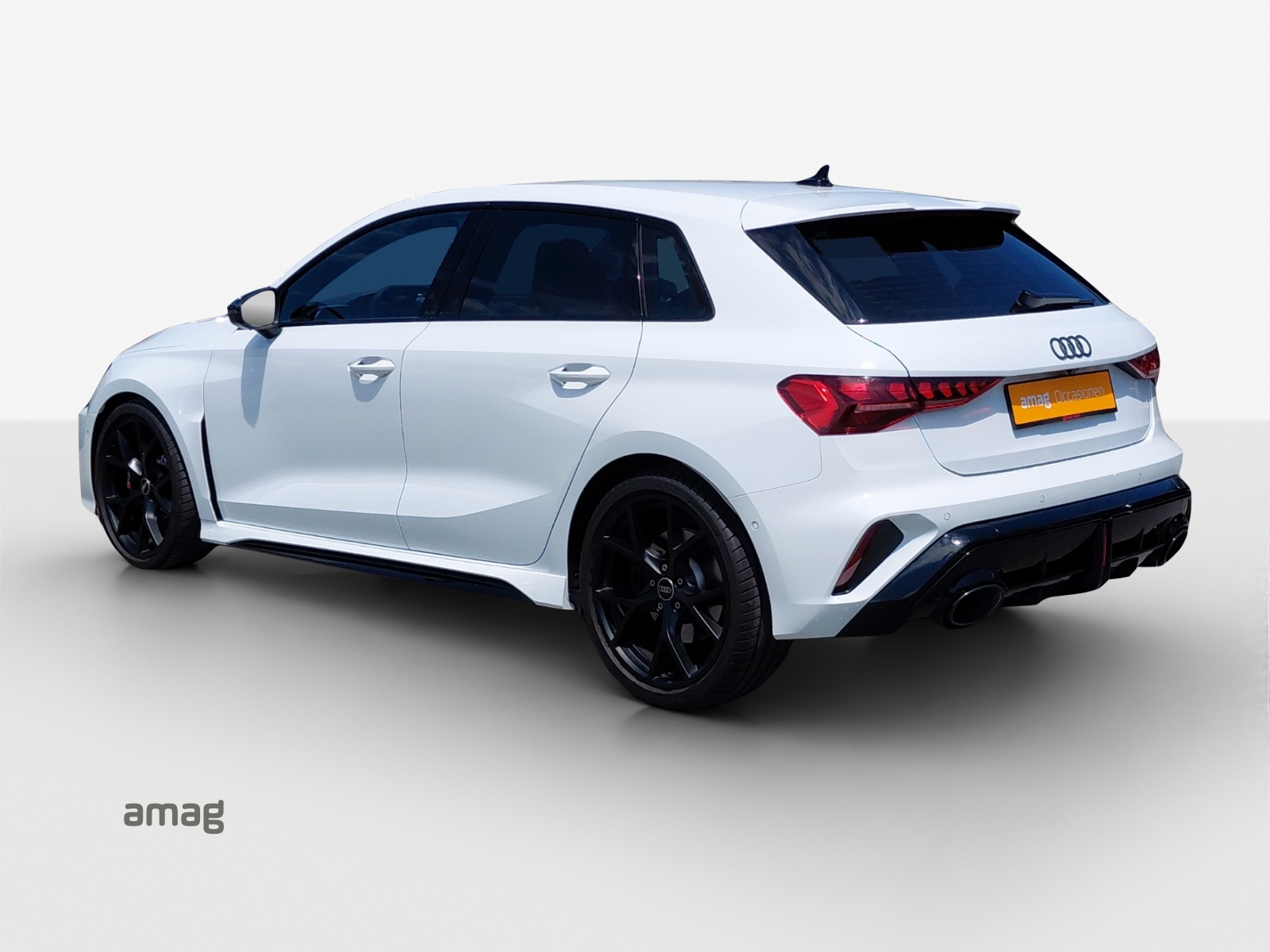 AUDI RS3 Sportback 2.5 TSI quattro S-tronic-showroom-element-2