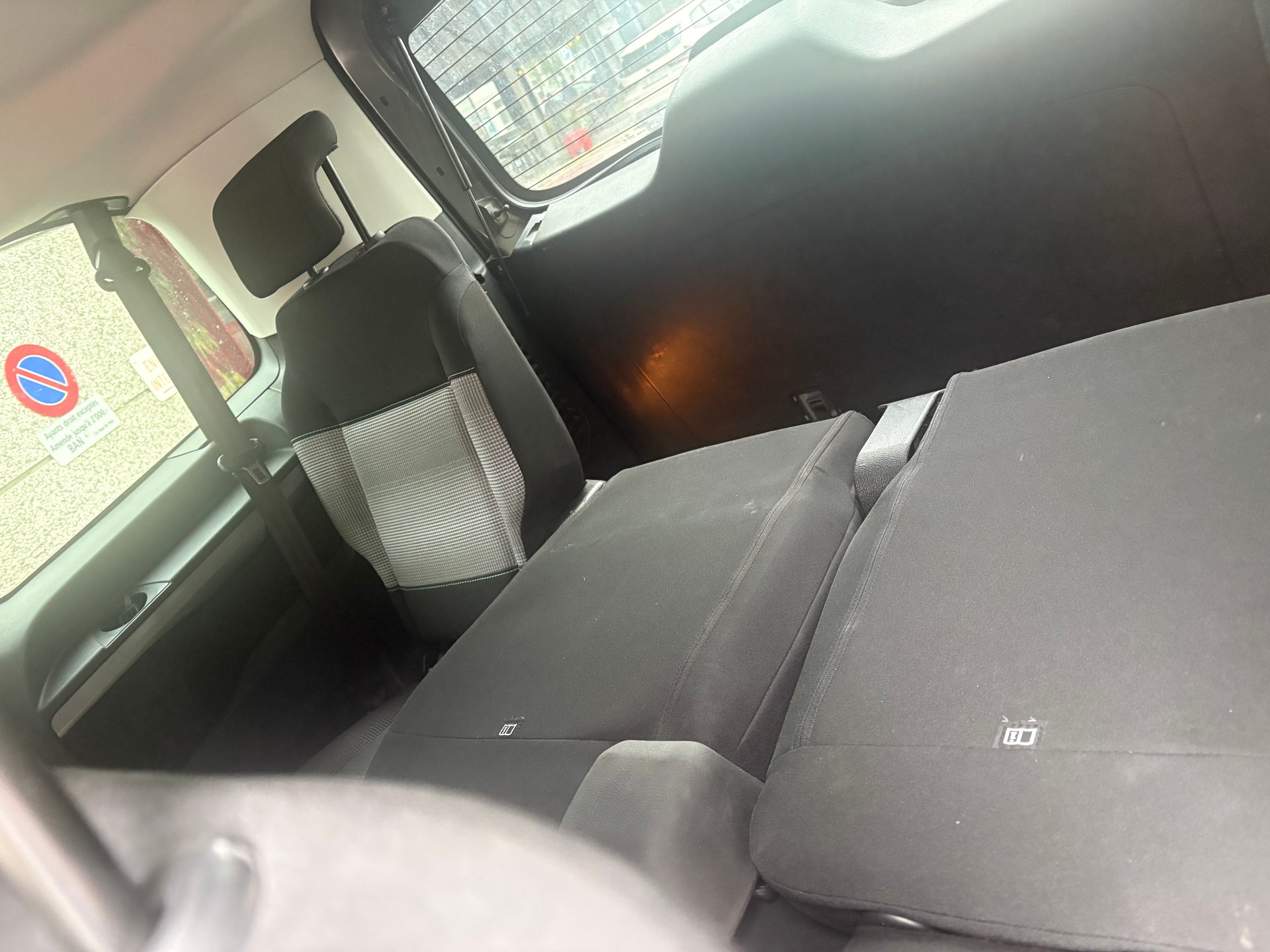CITROEN Spacetourer 2.0 BlueHDi Feel M EAT-image-12