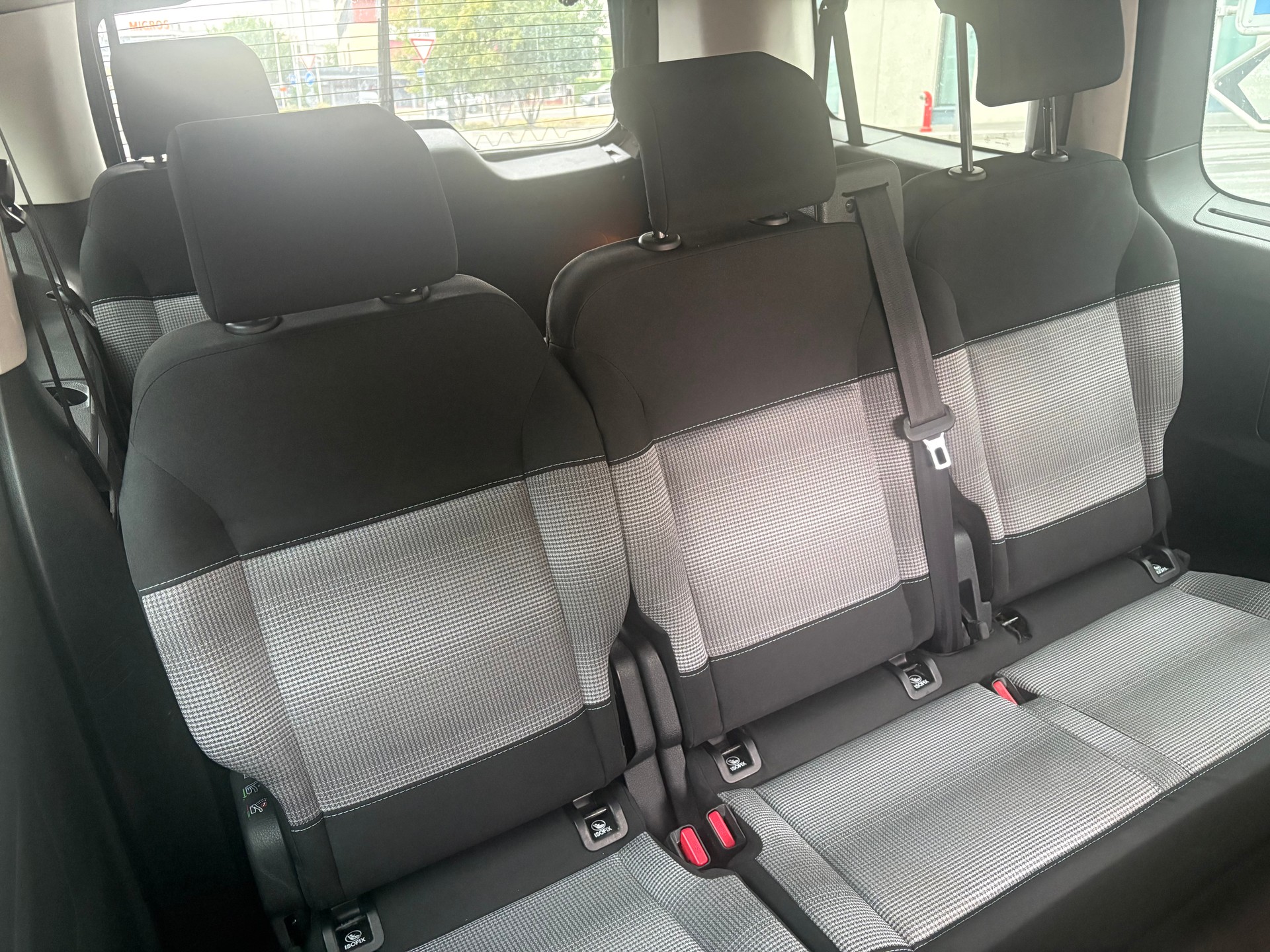 CITROEN Spacetourer 2.0 BlueHDi Feel M EAT-image-13