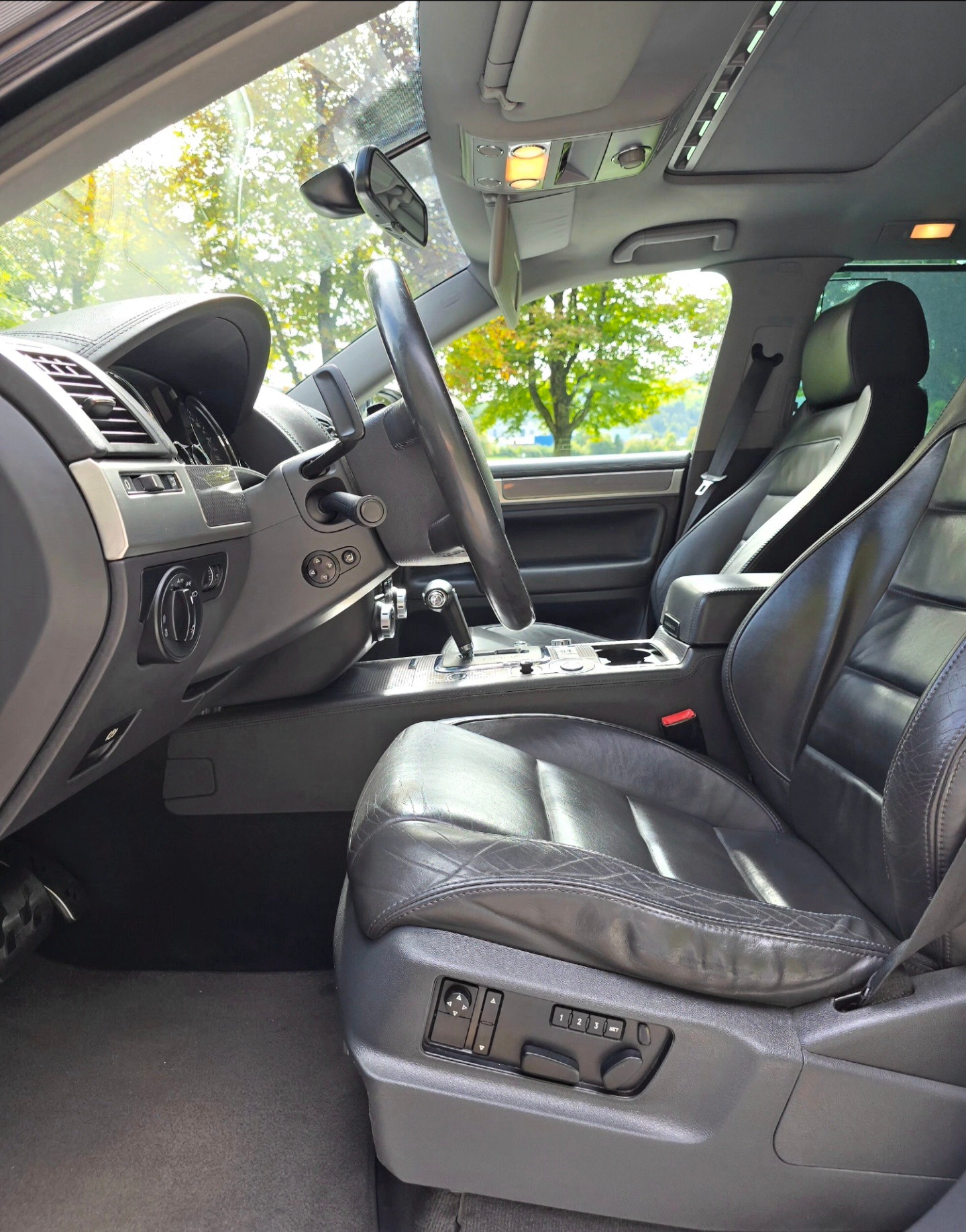 VW 5.0 V10 TDI R50 4Motion-image-7