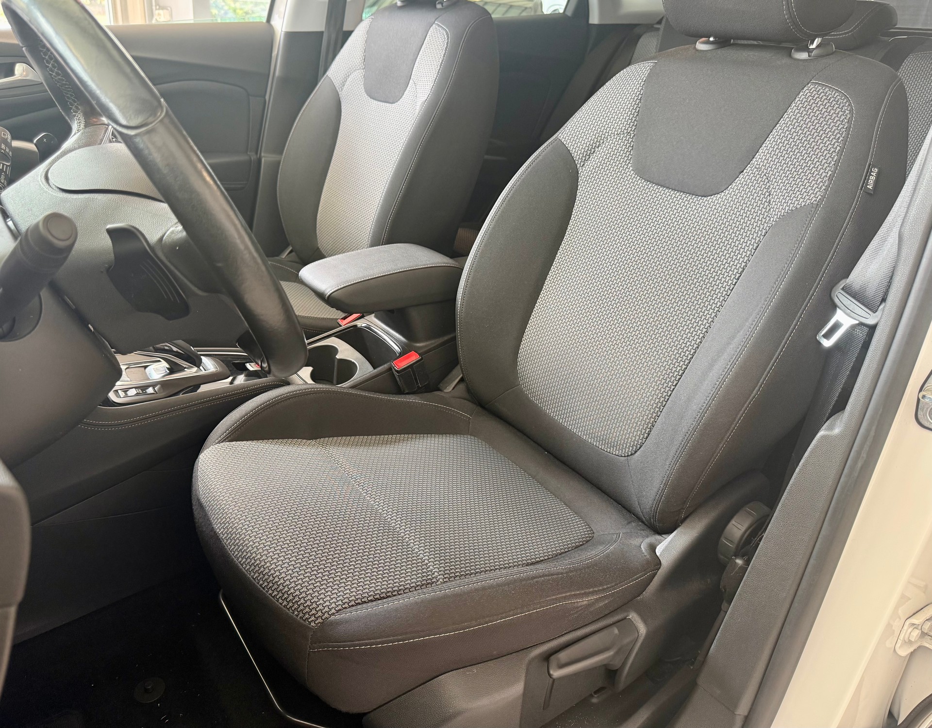 OPEL Grandland X 1.2i TP Ultimate Automatik-image-13