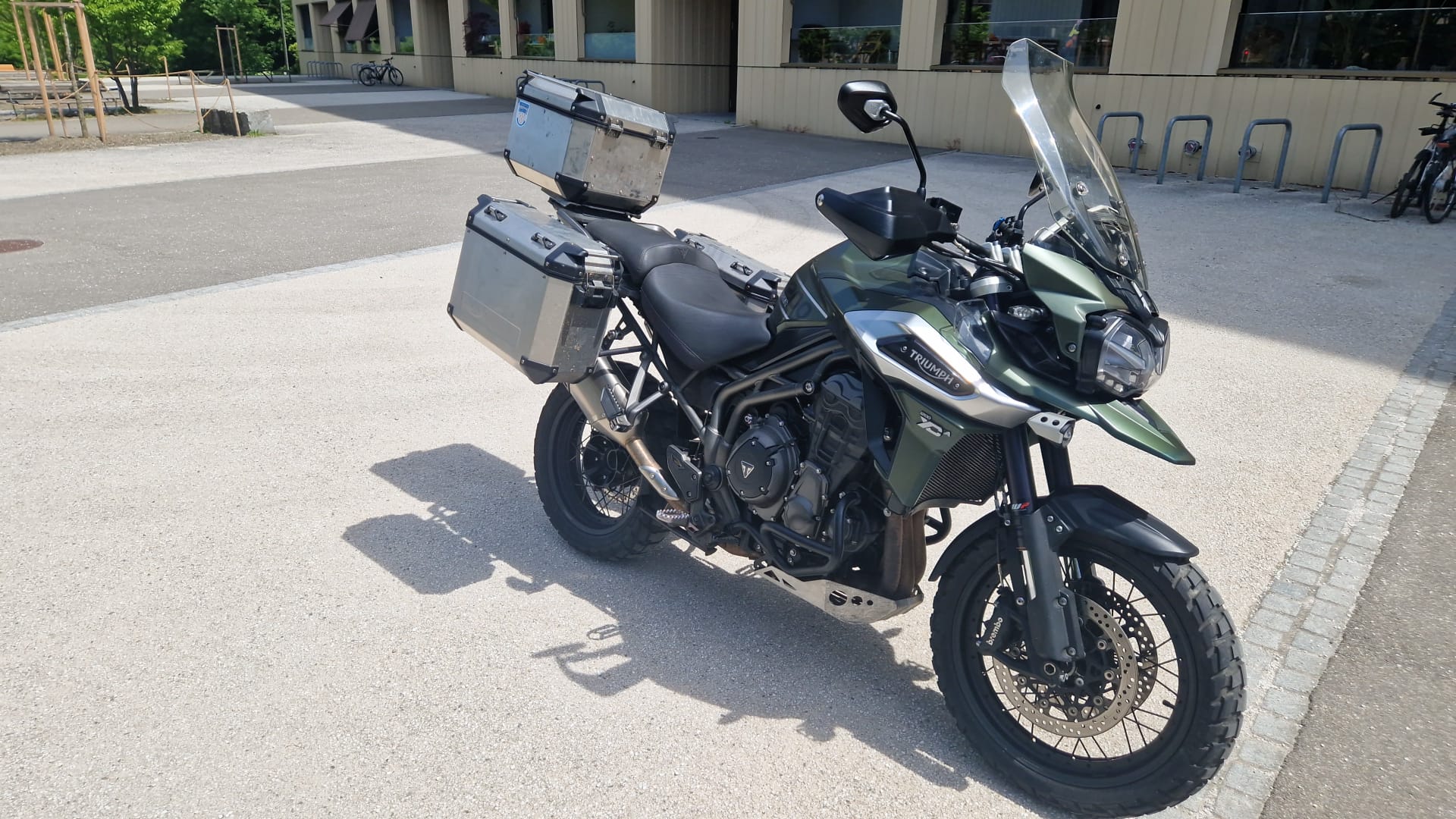 TRIUMPH Explorer XCA-image-2
