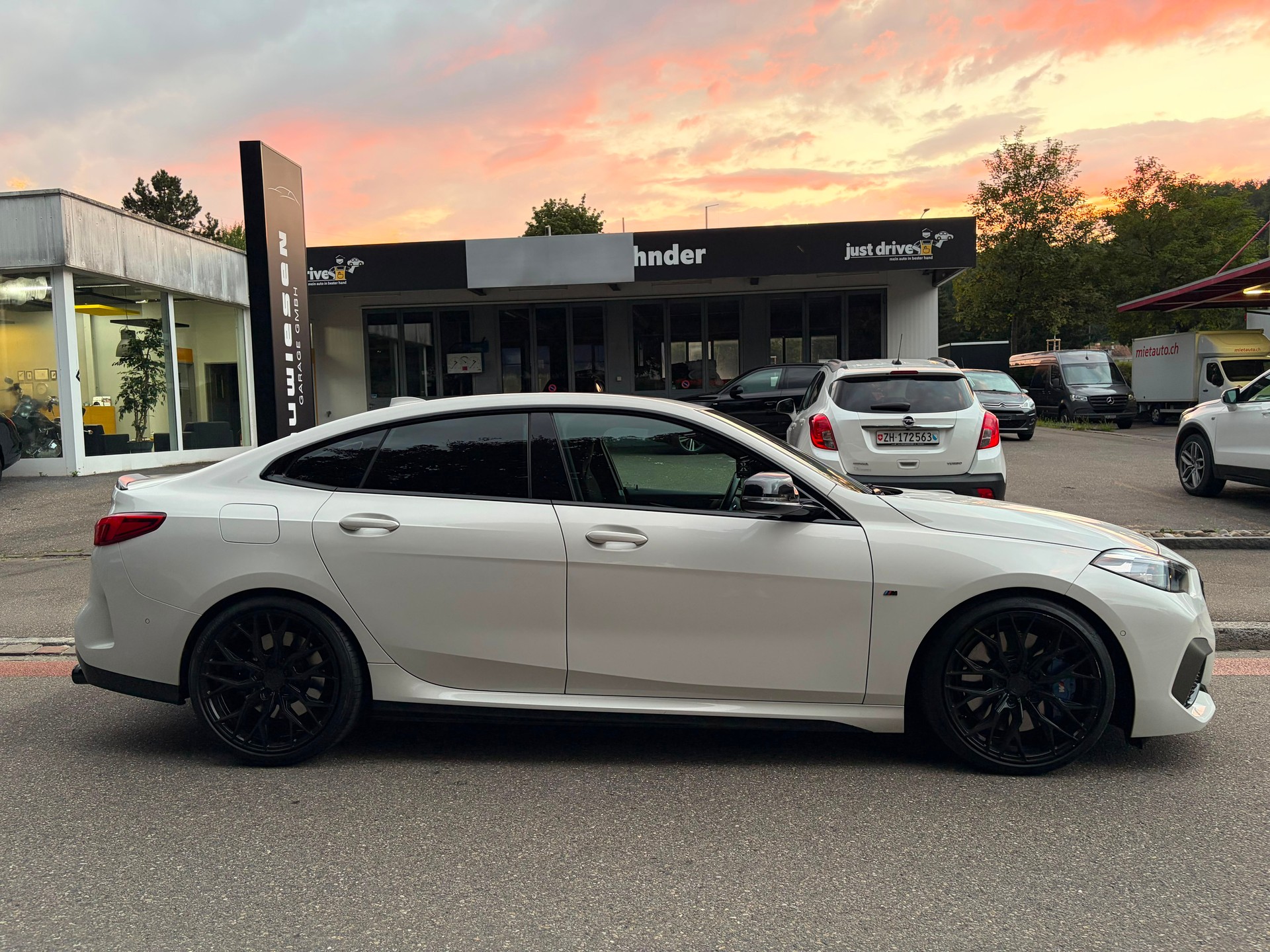 BMW M235i Gran Coupé xDrive Steptronic-showroom-element-3