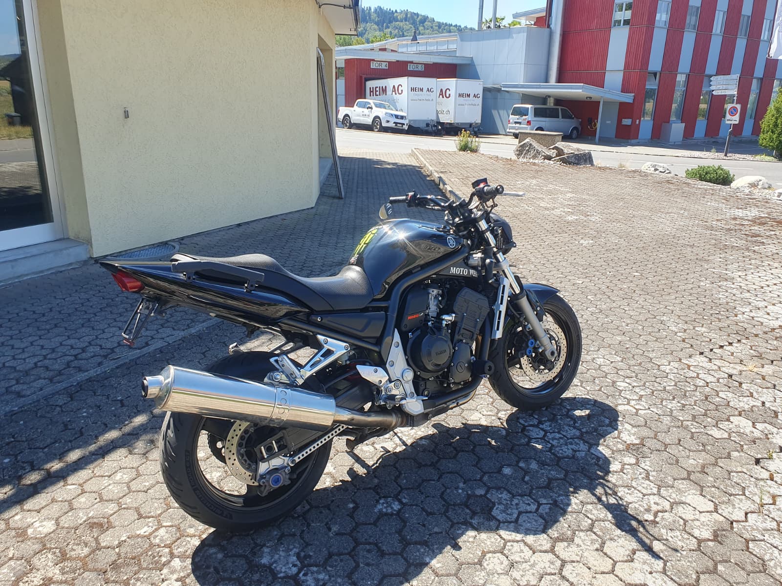YAMAHA FZS 1000 Fazer-image-4