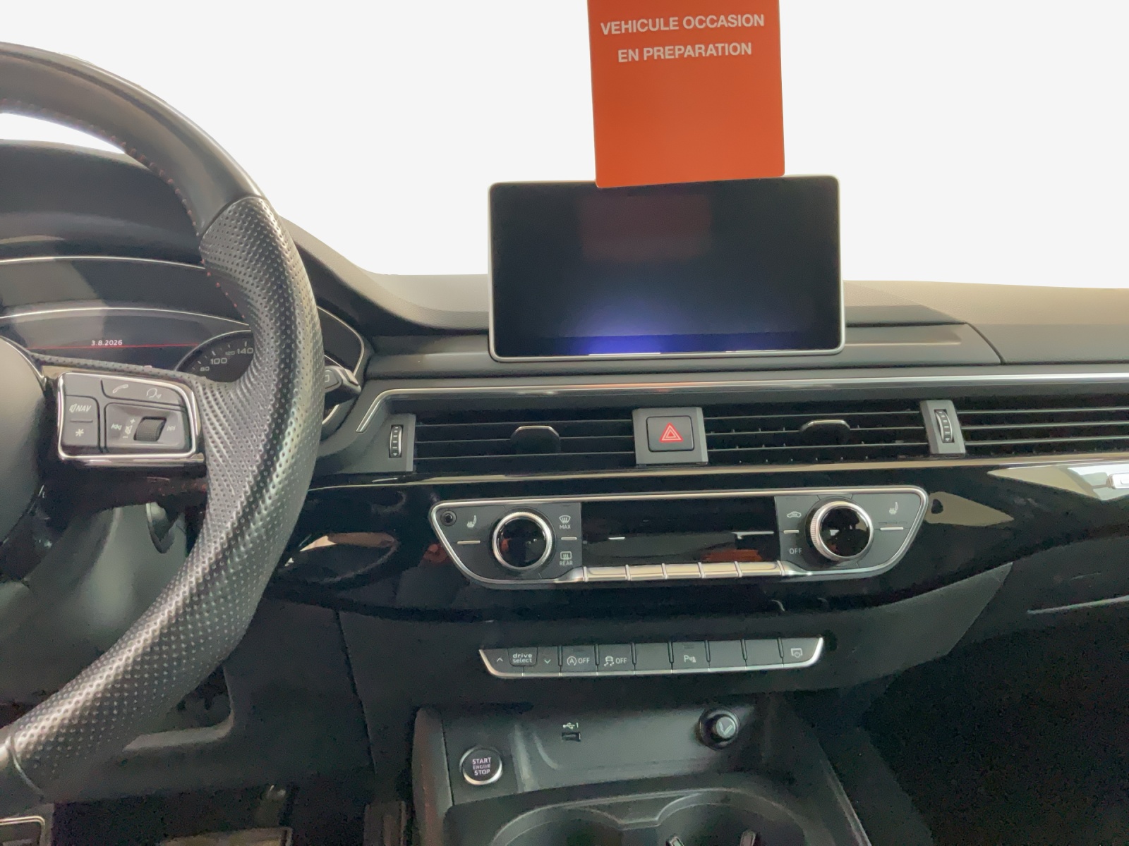 AUDI A4 Avant 45 TFSI Sport S-tronic quattro-image-10