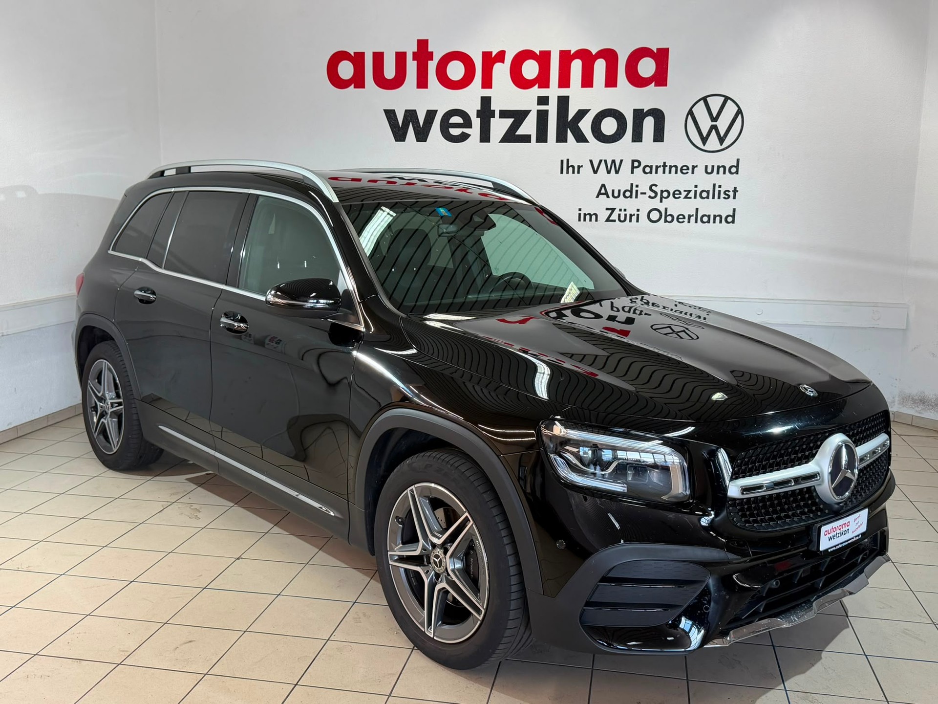 MERCEDES-BENZ GLB 200 AMG Line 7G-Tronic