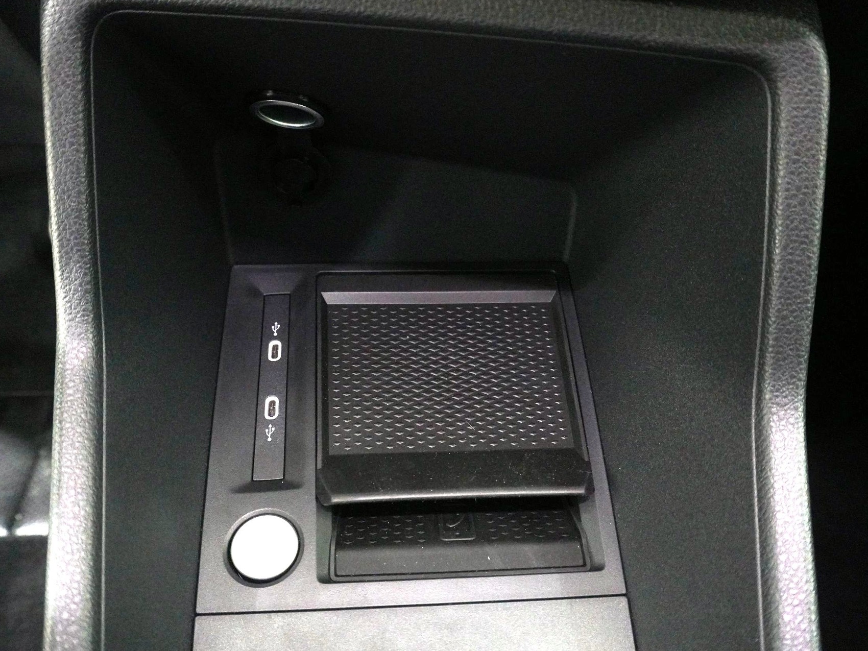 FORD Grand Tourneo Connect 2.0 EcoBlue Active 4x4-image-18