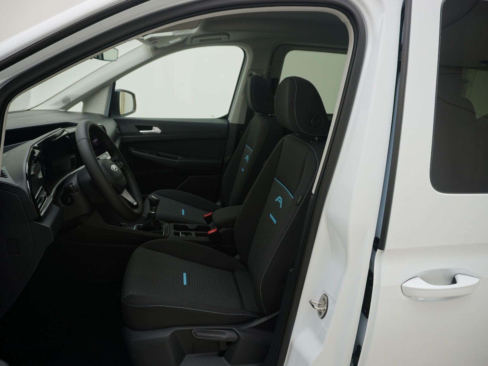 FORD Grand Tourneo Connect 2.0 EcoBlue Active 4x4-image-11