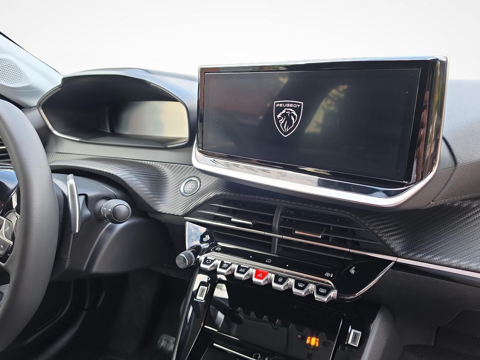 PEUGEOT 208 1.2 Hybrid Allure Premium-image-14