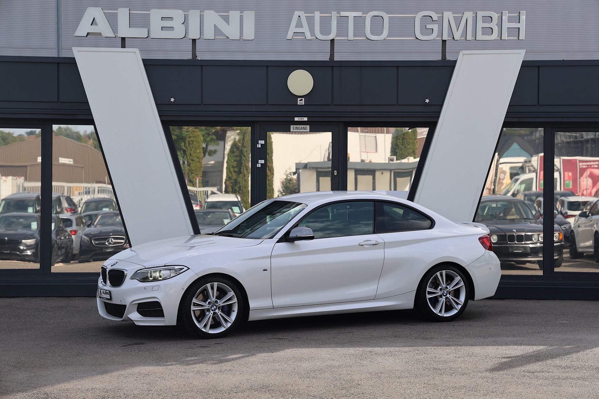 BMW M240i xDrive Coupé