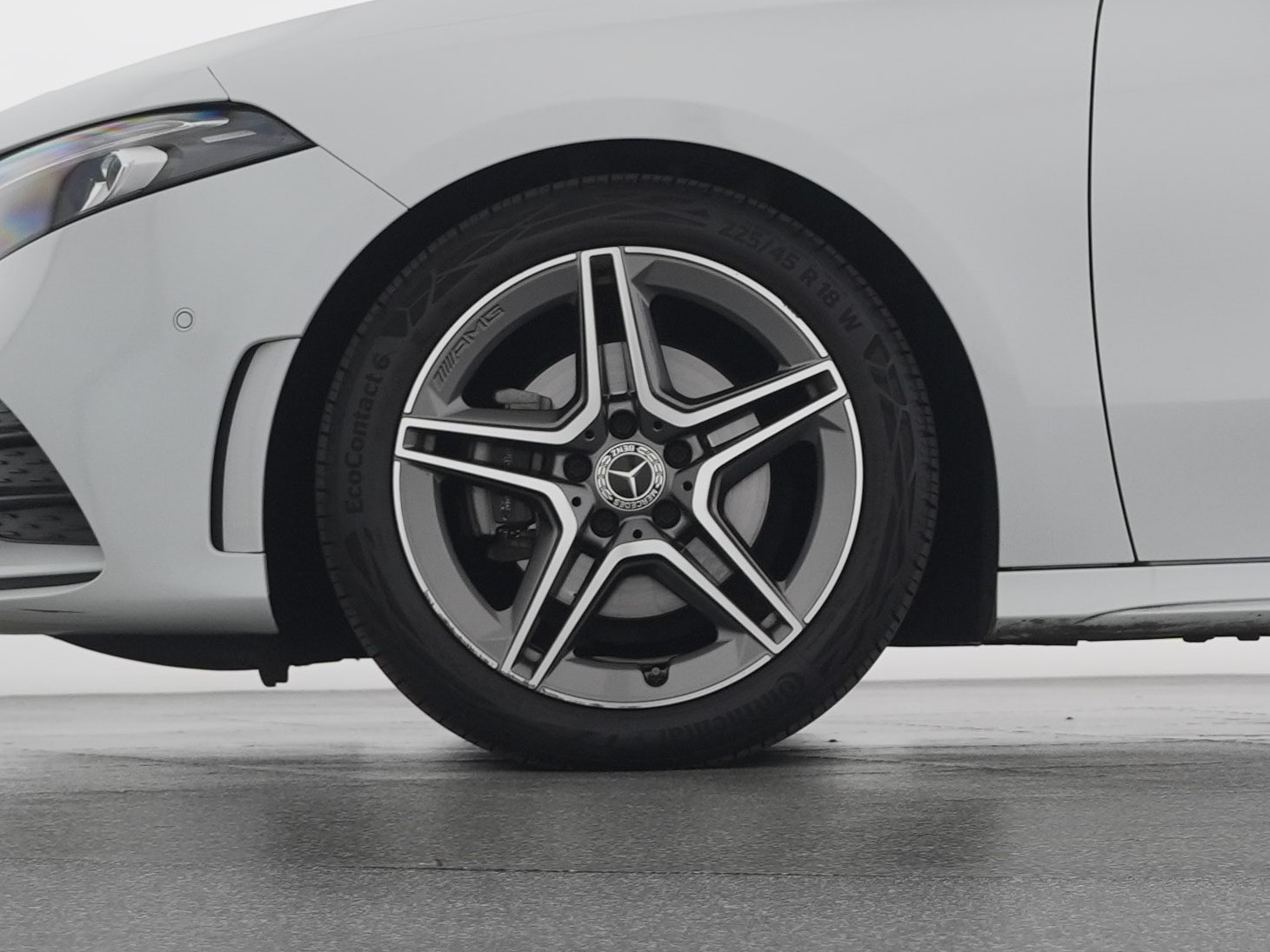 MERCEDES-BENZ A 180 AMG Line 7G-DCT-showroom-element-2
