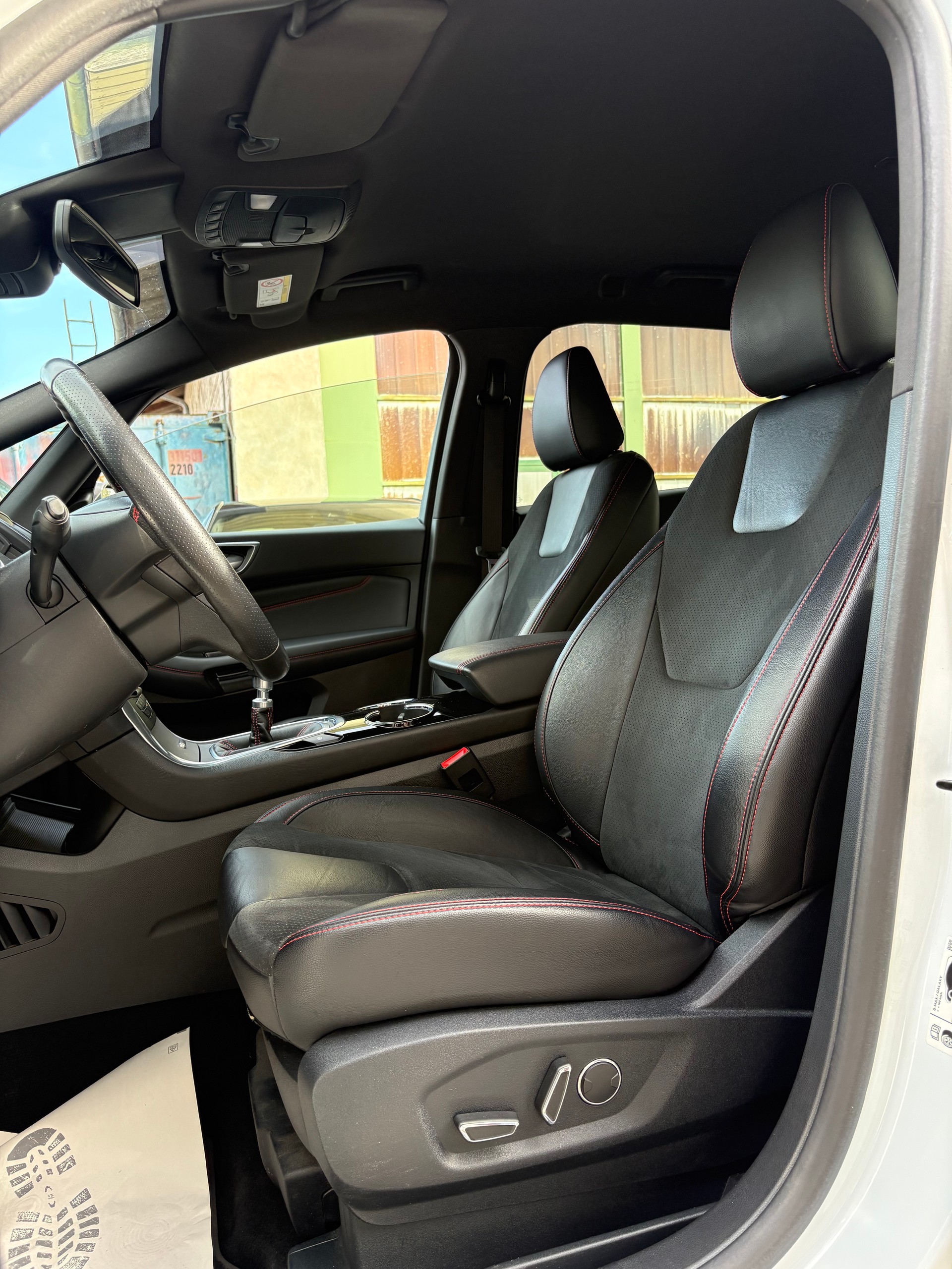 FORD S-Max 1.5 SCTi ST-Line-image-6