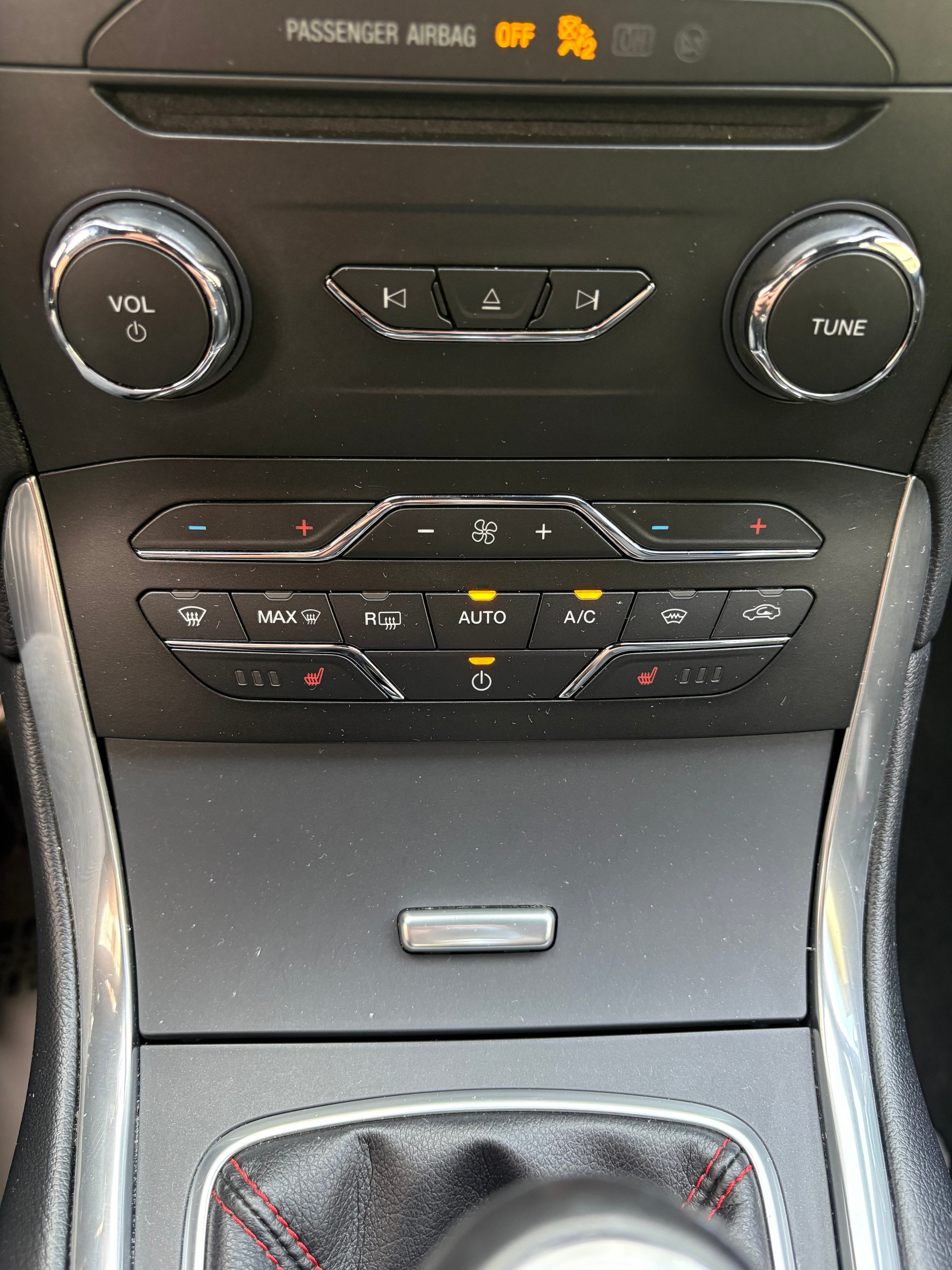 FORD S-Max 1.5 SCTi ST-Line-image-12