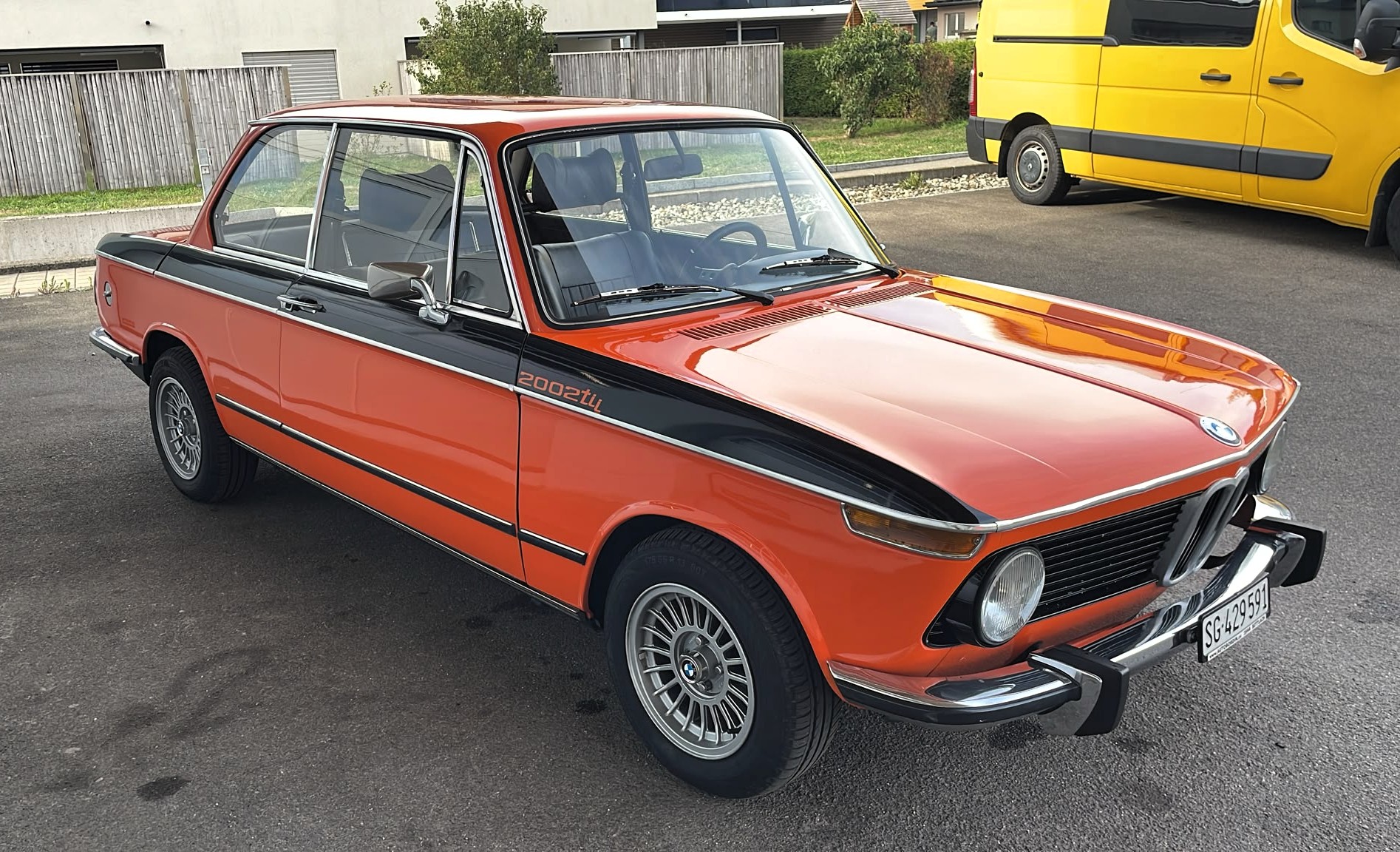 BMW tii Veteranenfahrzeug-image-7