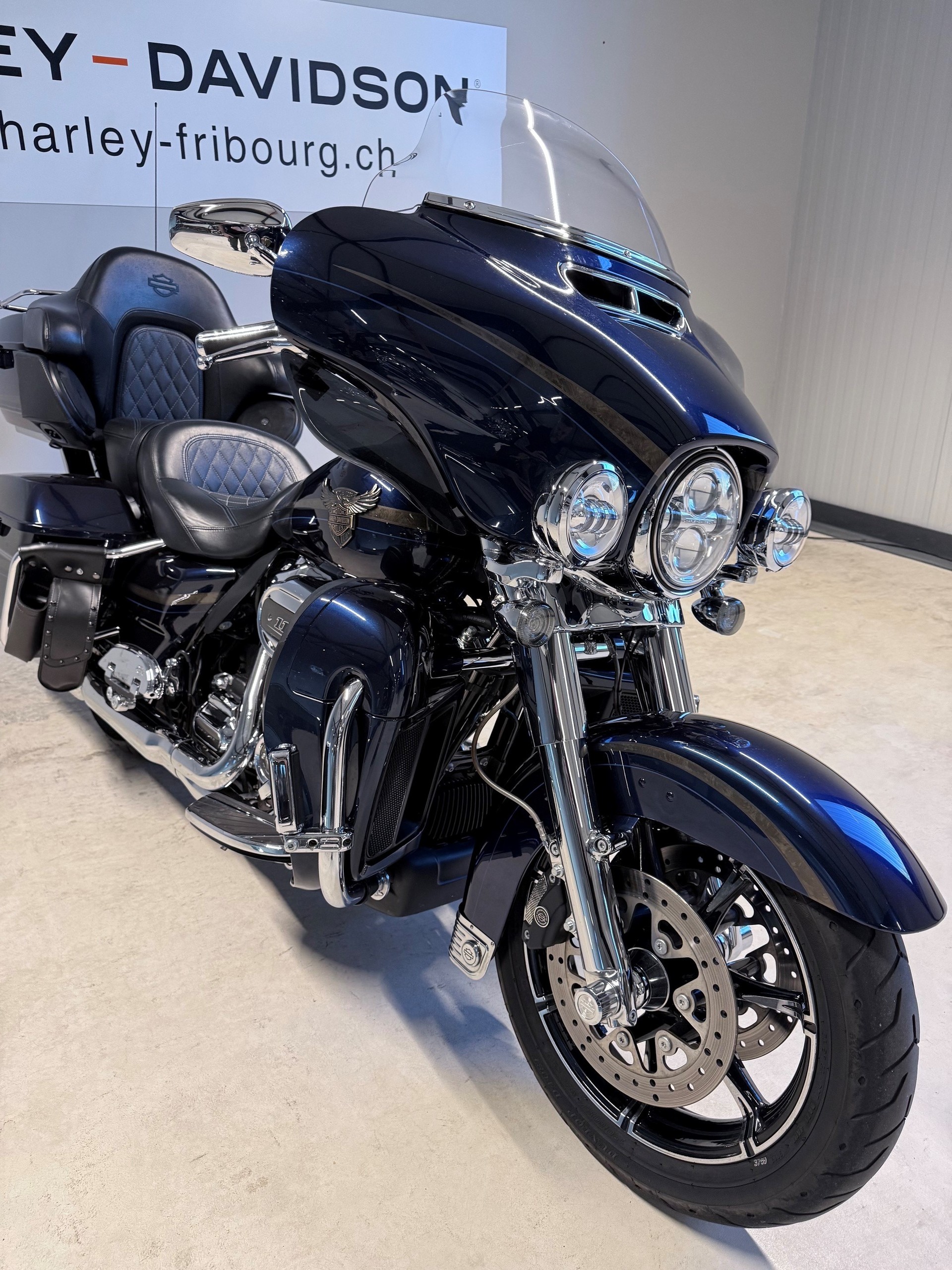 HARLEY-DAVIDSON FLHTKSEANV Elec. Glide Ultra Limited Anniv 117 CVO-image-4