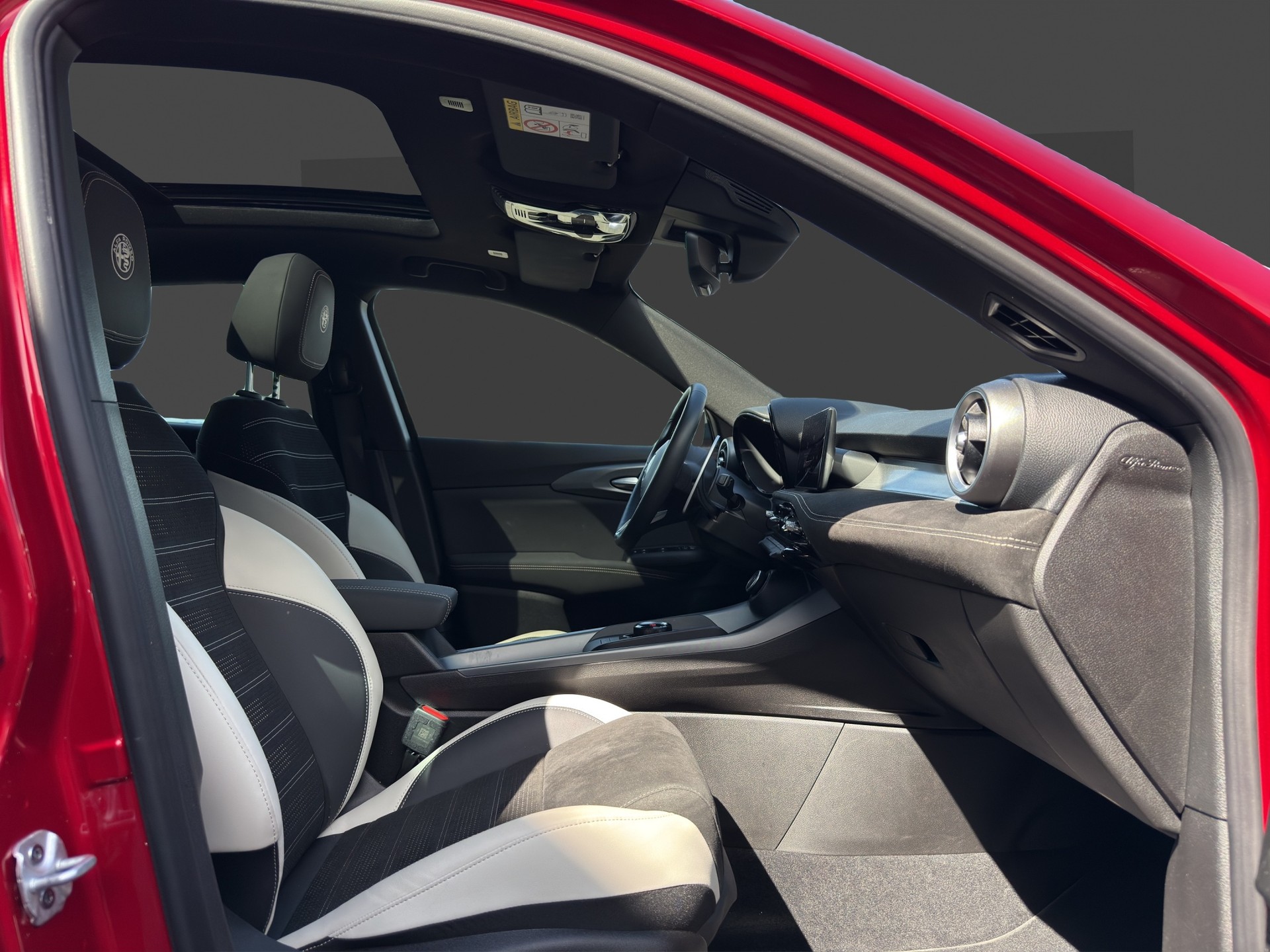 ALFA ROMEO Tonale 1.3 Plug-in-Hybrid Q4 Sport Speciale Launch-image-14
