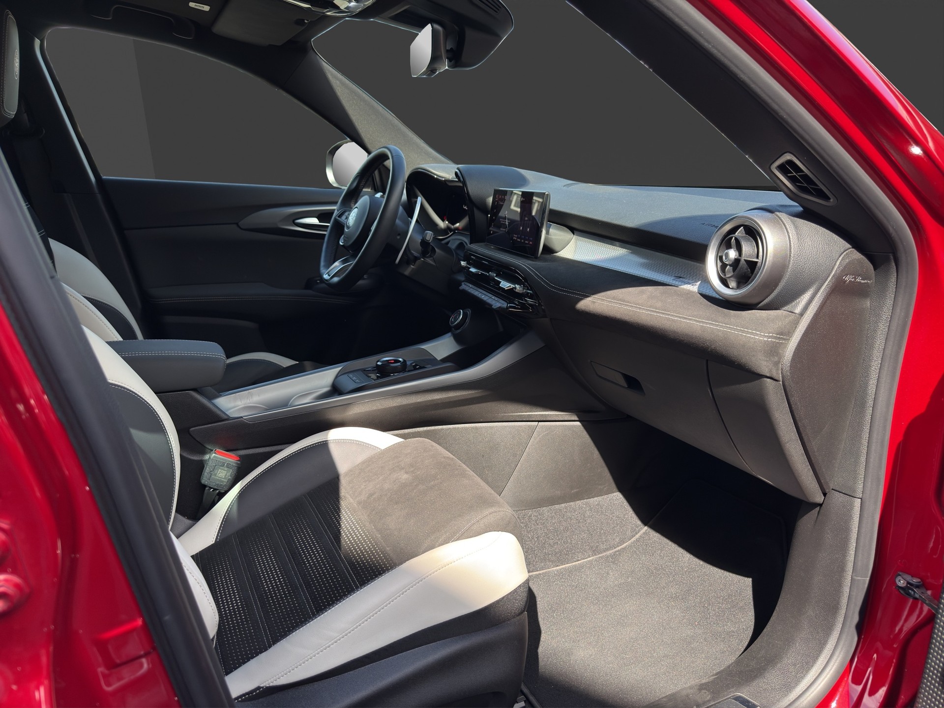 ALFA ROMEO Tonale 1.3 Plug-in-Hybrid Q4 Sport Speciale Launch-image-13