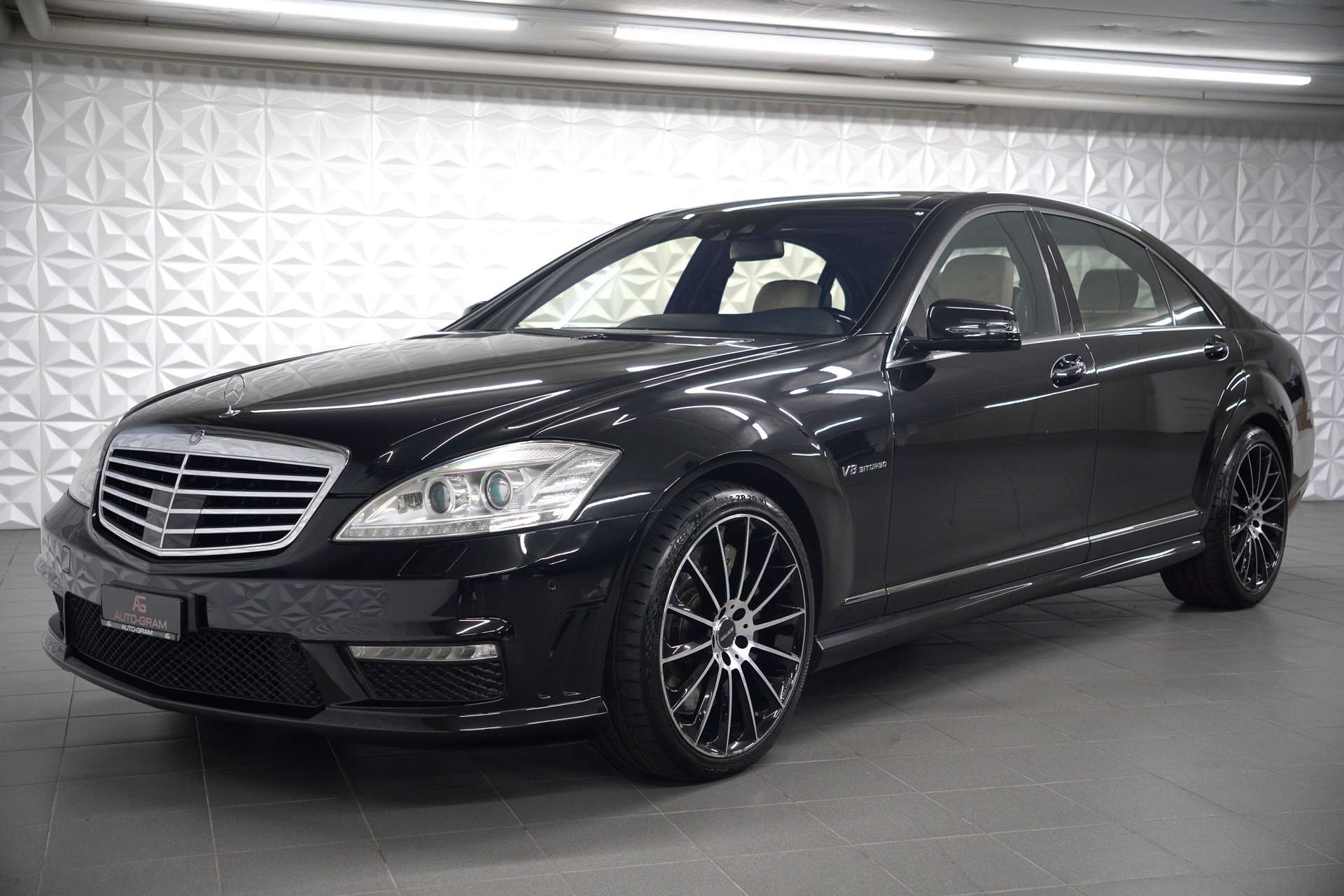 MERCEDES-BENZ S 63 AMG 7G-Tronic
