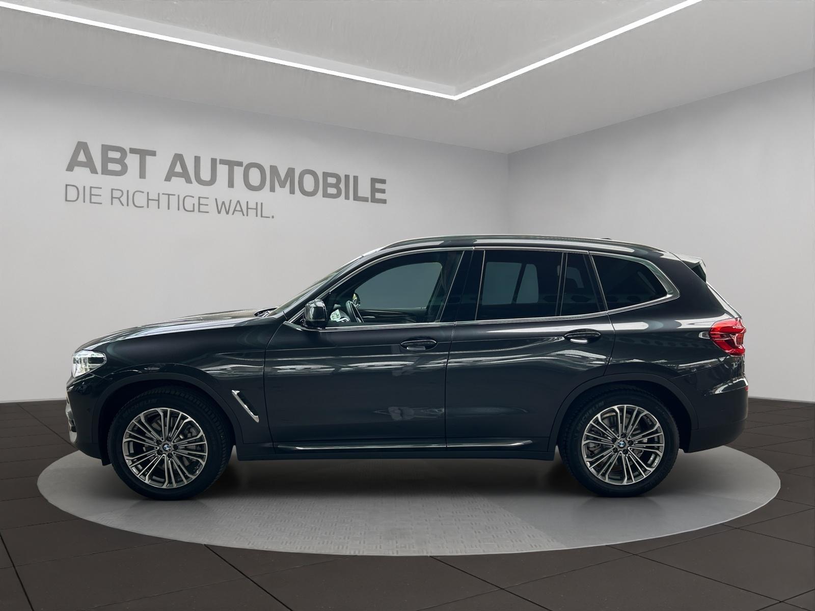 BMW X3 30i xDrive-showroom-element-2