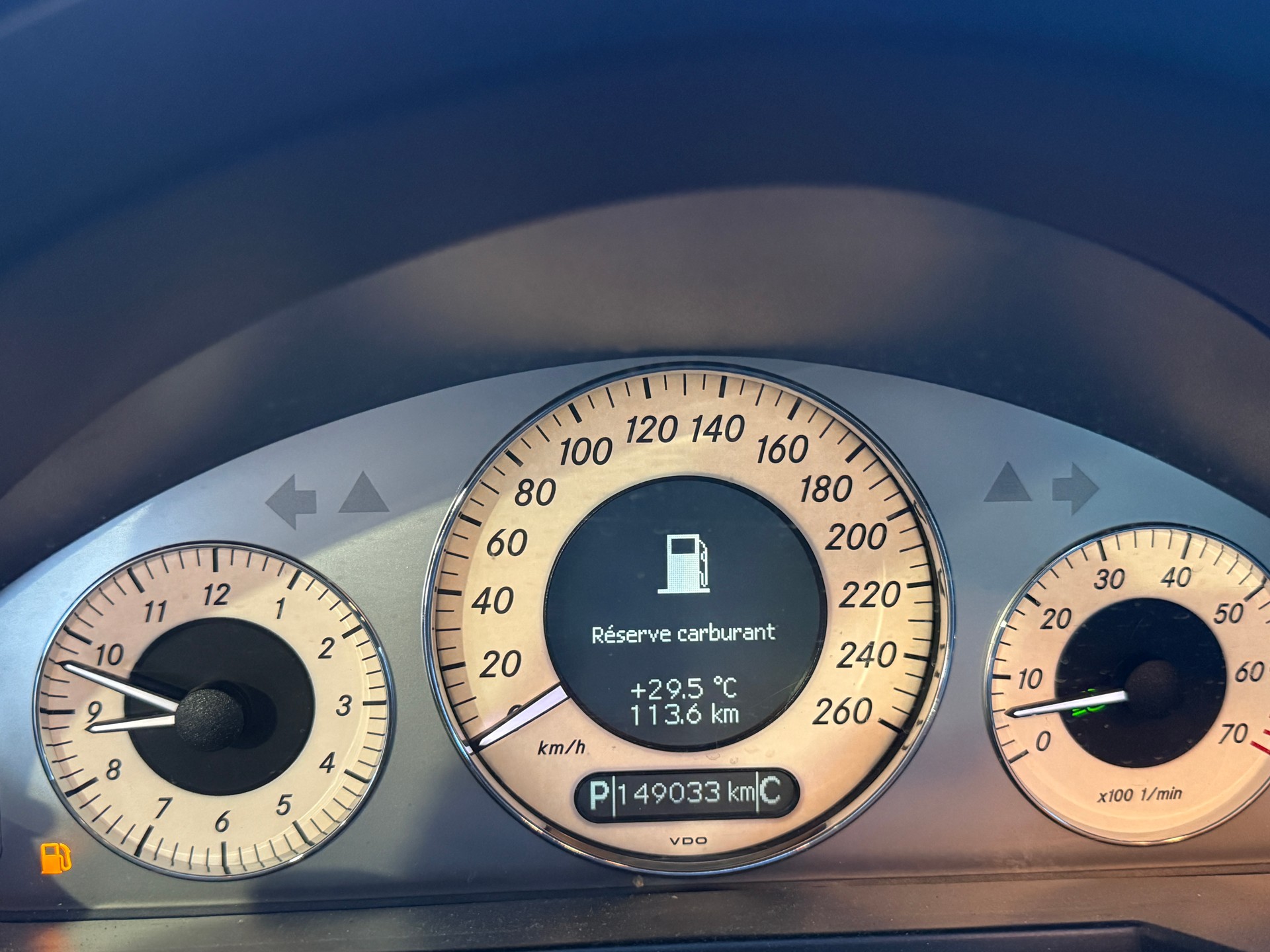 MERCEDES-BENZ E 280 Avantgarde-image-1