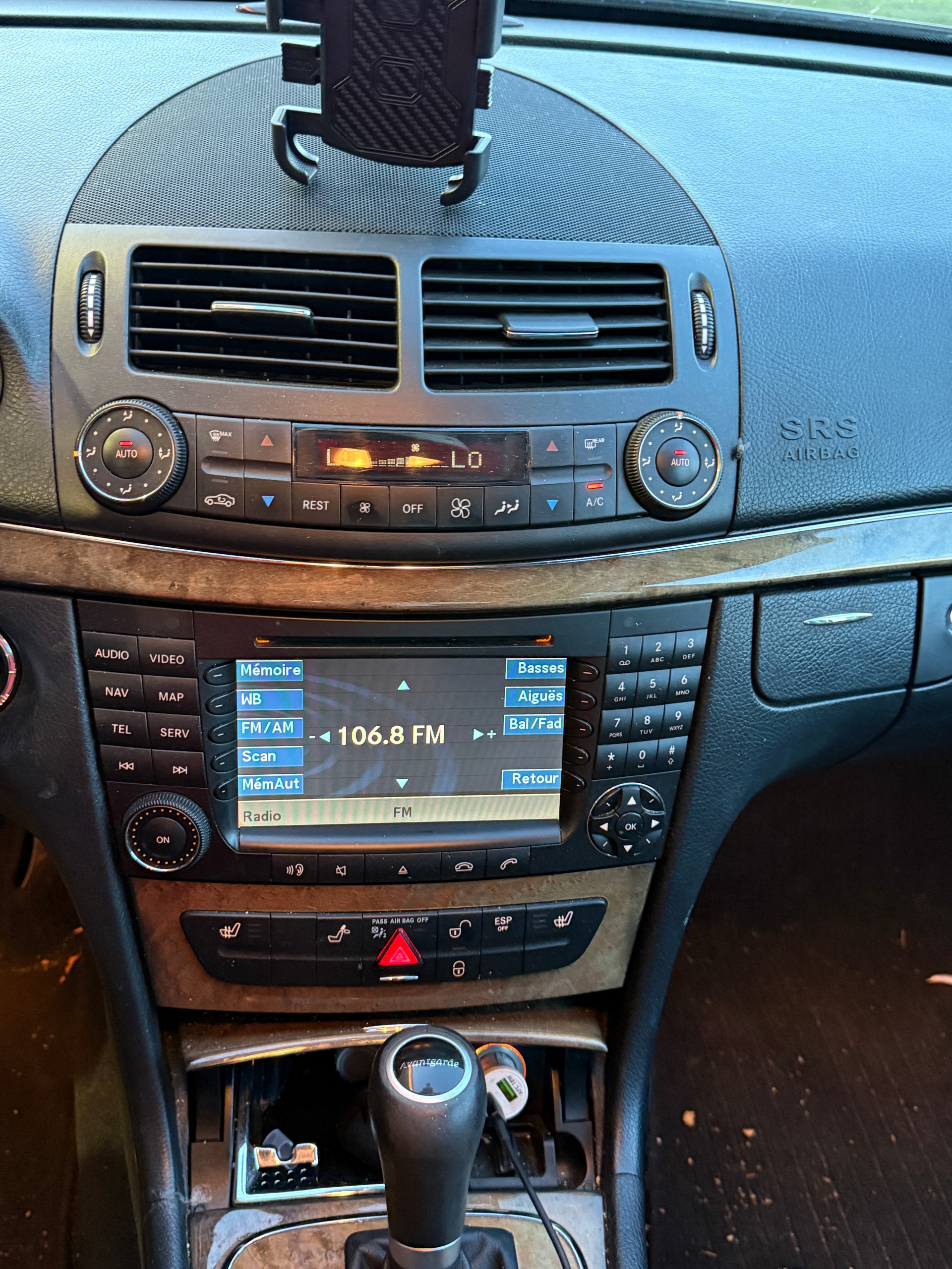MERCEDES-BENZ E 280 Avantgarde-image-7