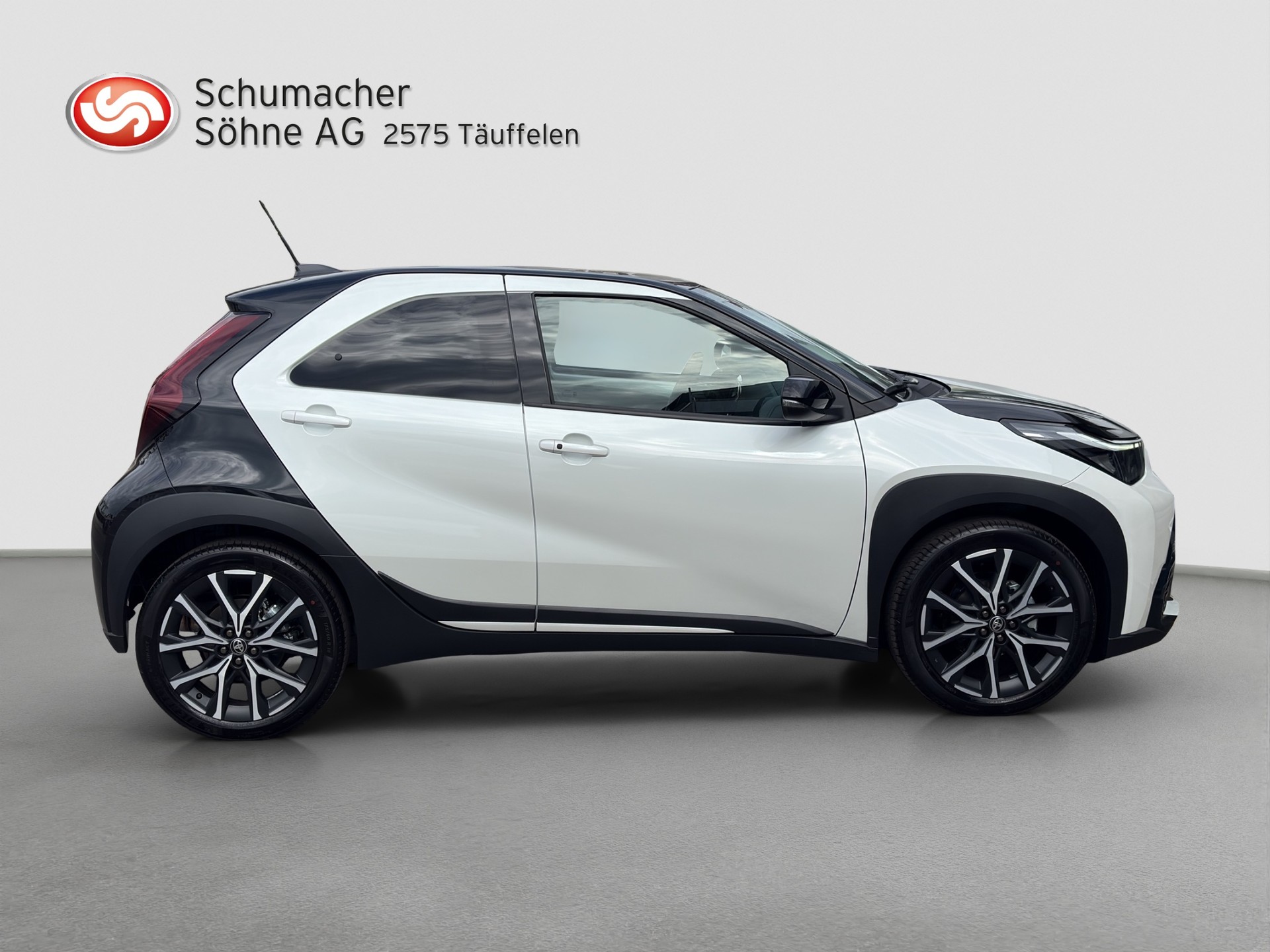 TOYOTA Aygo X 1.5 GR Sport e-CVT-image-5