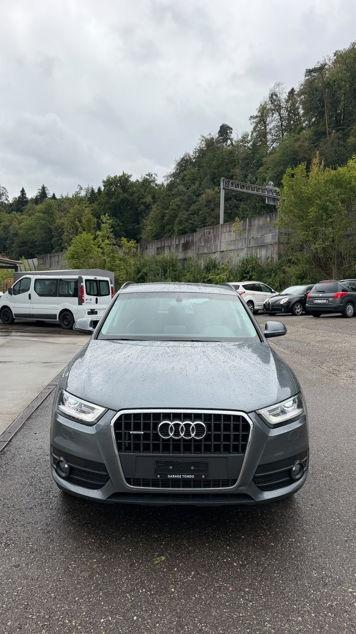 AUDI Q3 2.0 TDI quattro S-tronic-image-5