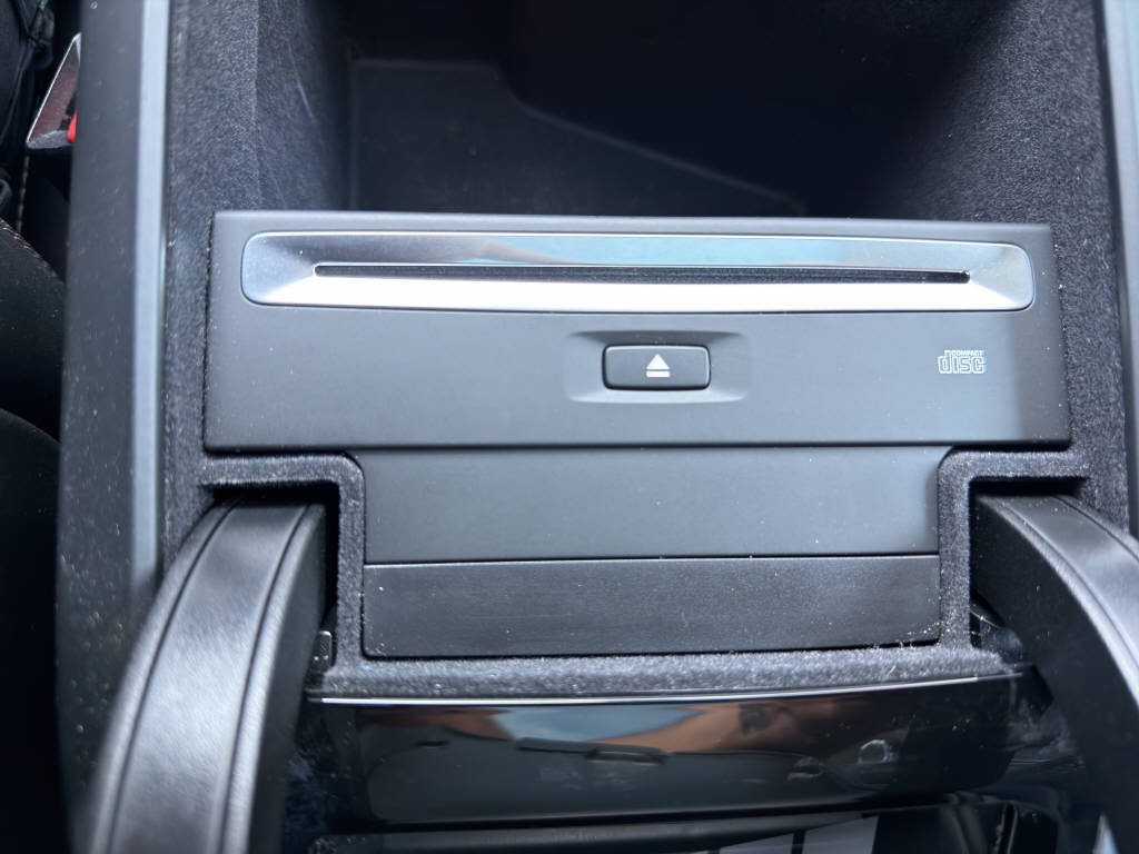 VOLVO XC90 2.0 D5 Inscription 7P. AWD-image-24