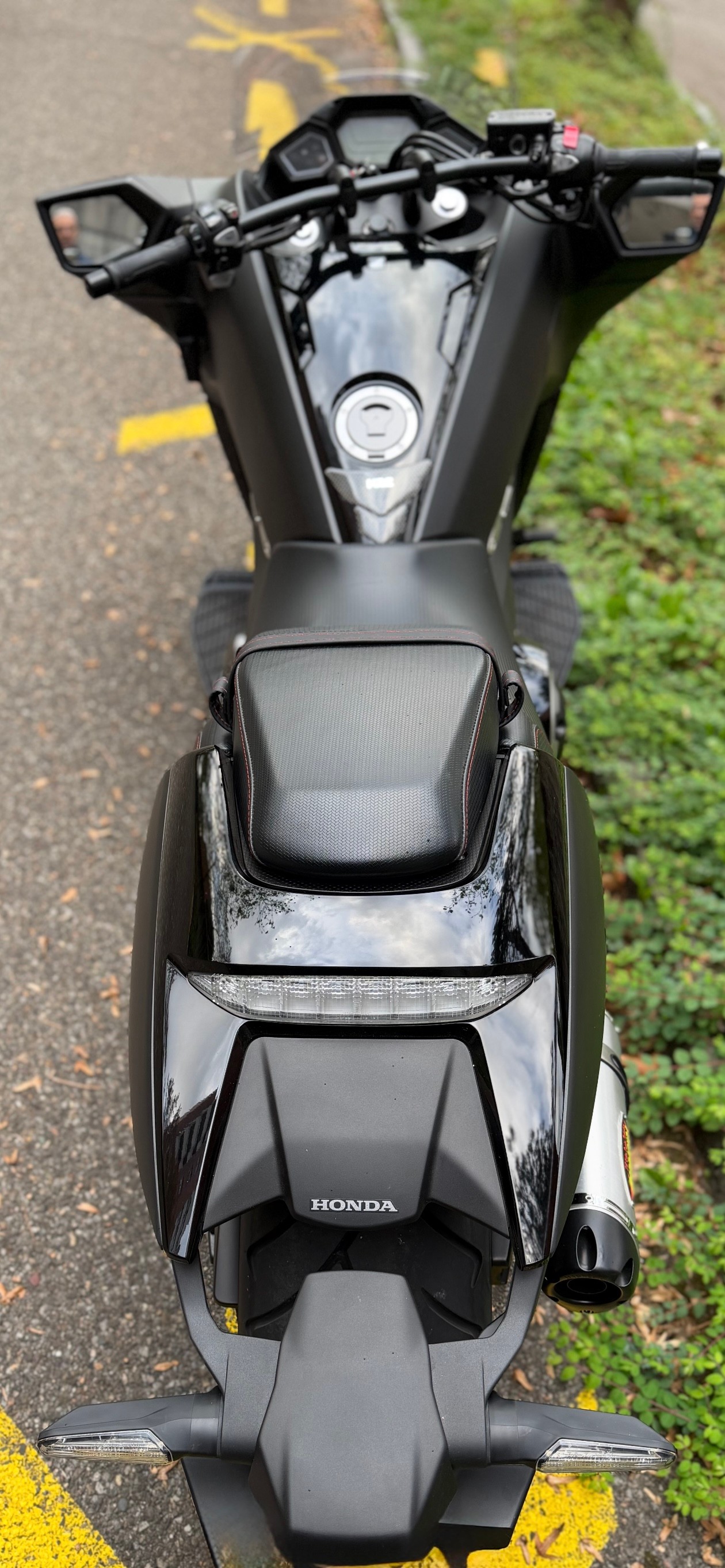 HONDA NM4 Vultus-image-7