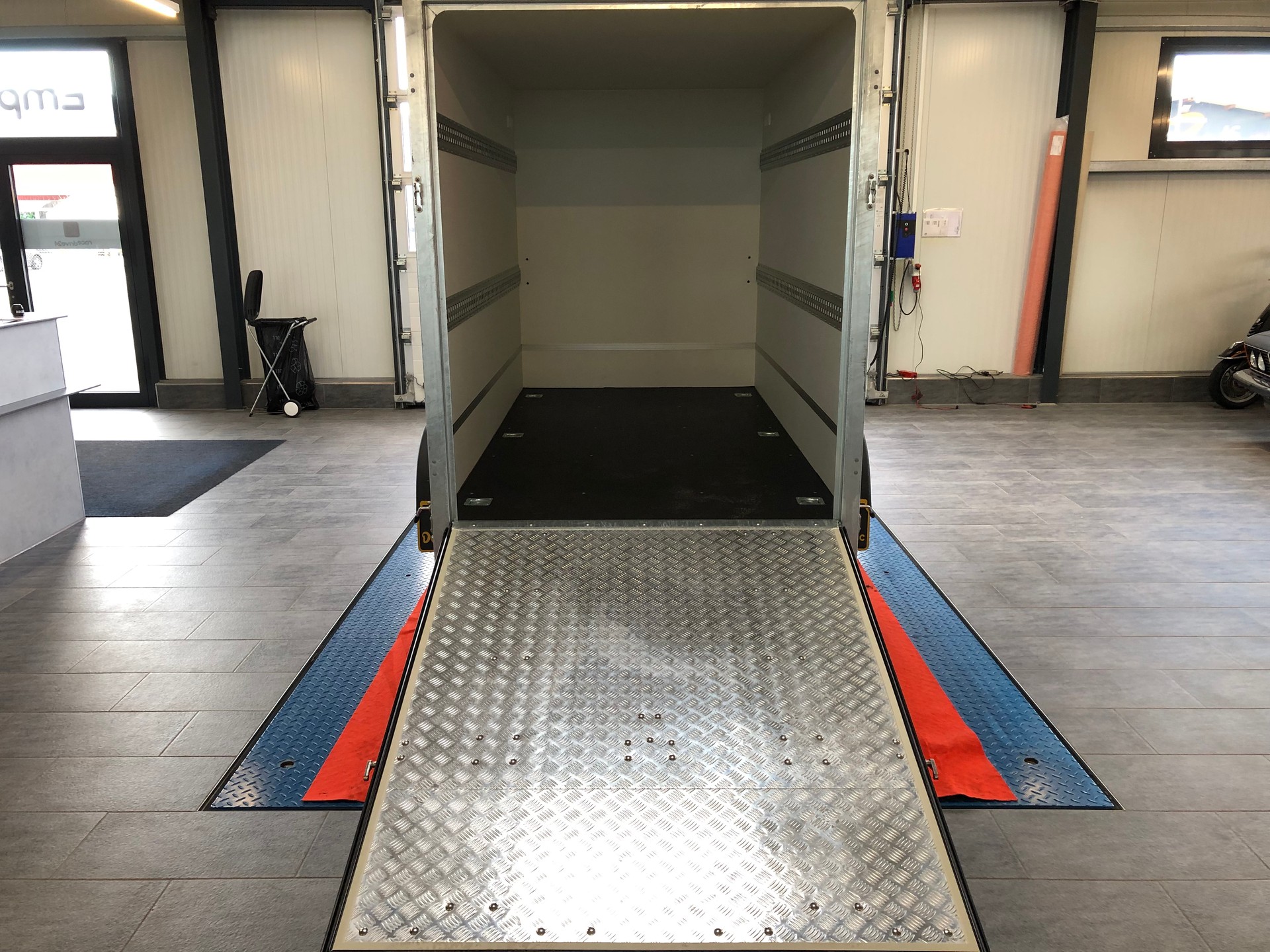 DALTEC TOMPLAN T3500T 2700 Rampe+Servicetüre-showroom-element-2