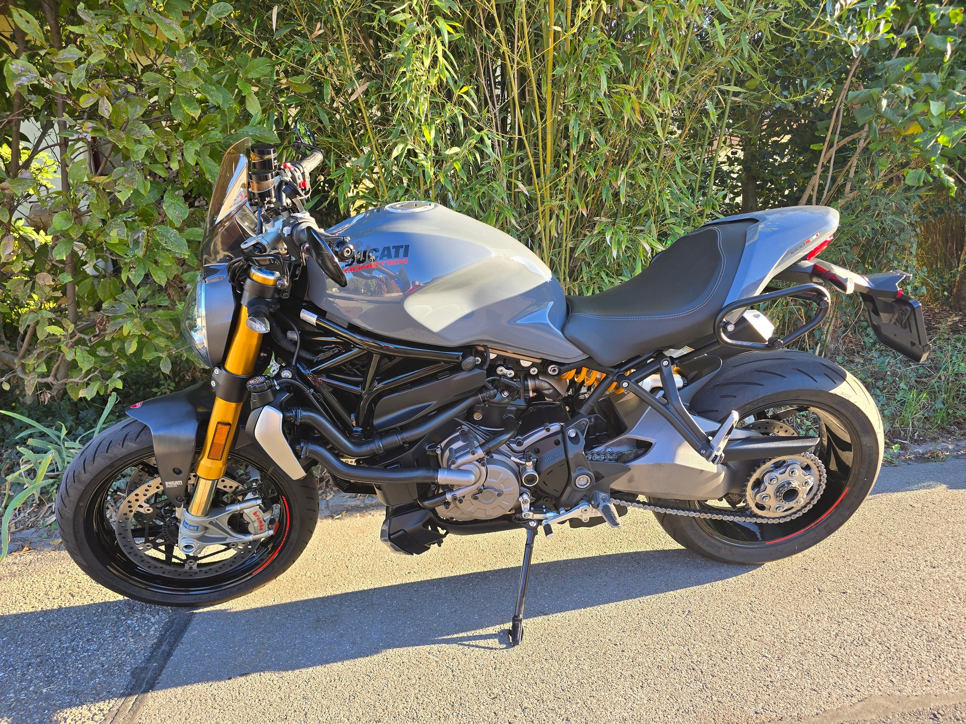 DUCATI Monster 1200 S-image-2