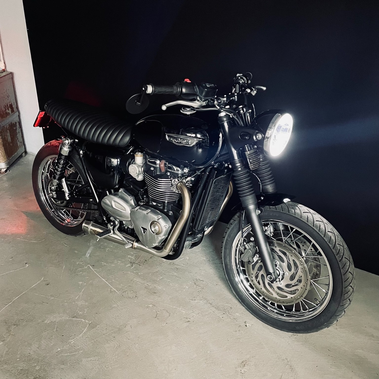 TRIUMPH Bonneville T120 ABS-image-0