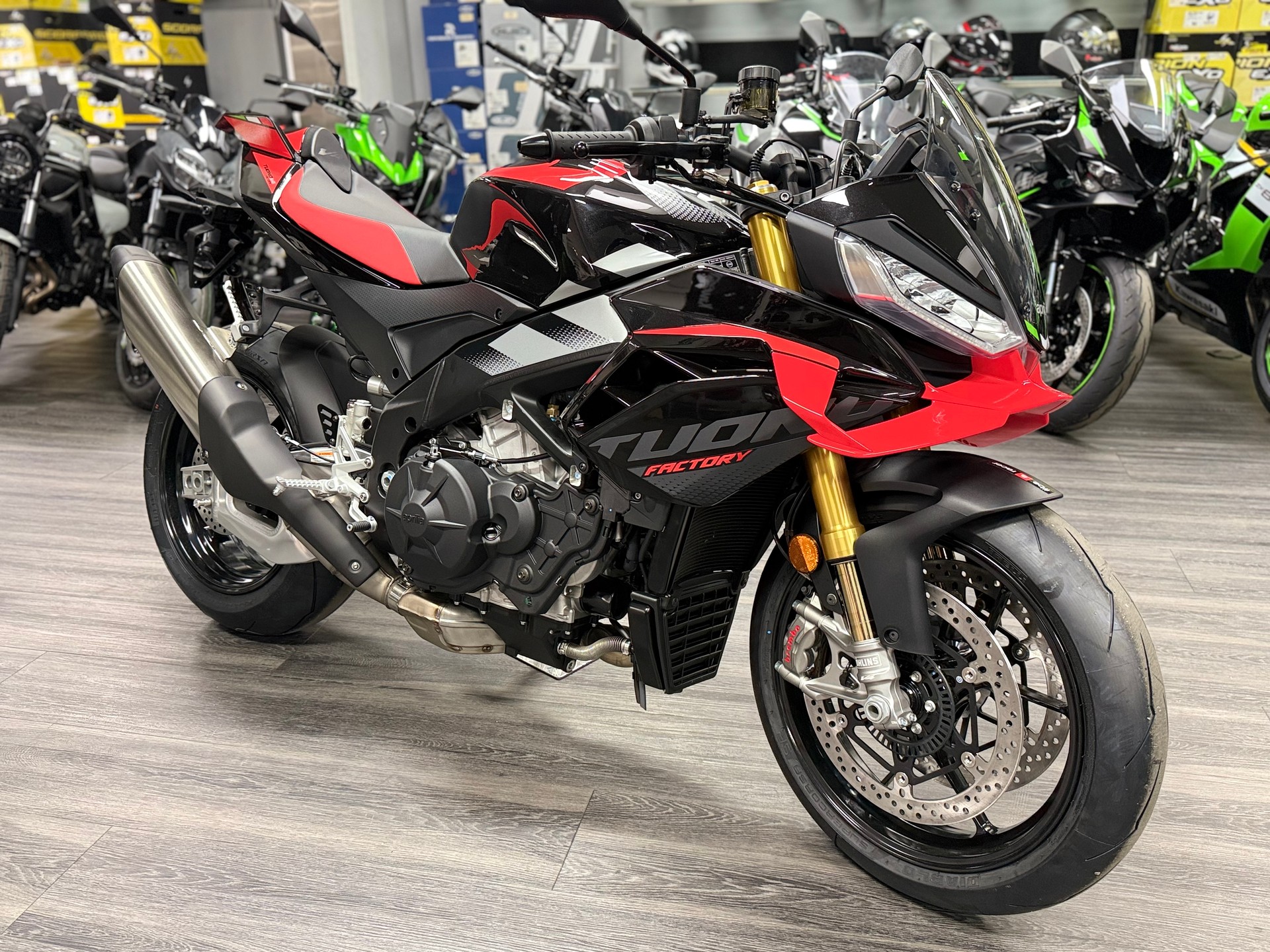 APRILIA Tuono V4 1100 Factory E5+ 2025 Dark Kracken-image-7