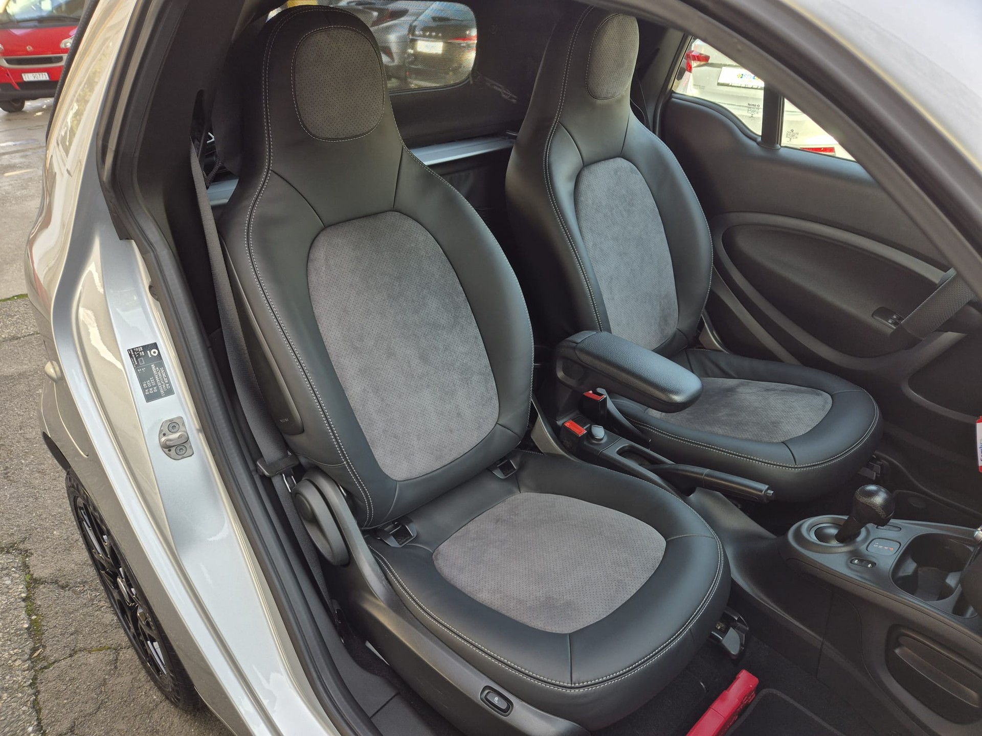 SMART fortwo cabrio twinmatic Maserati-image-12