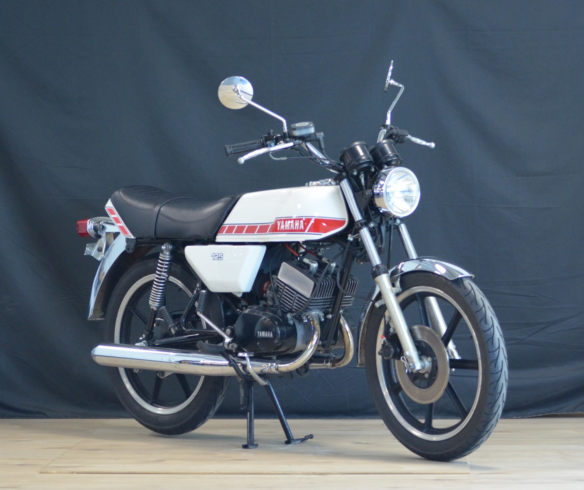 YAMAHA RD 125
