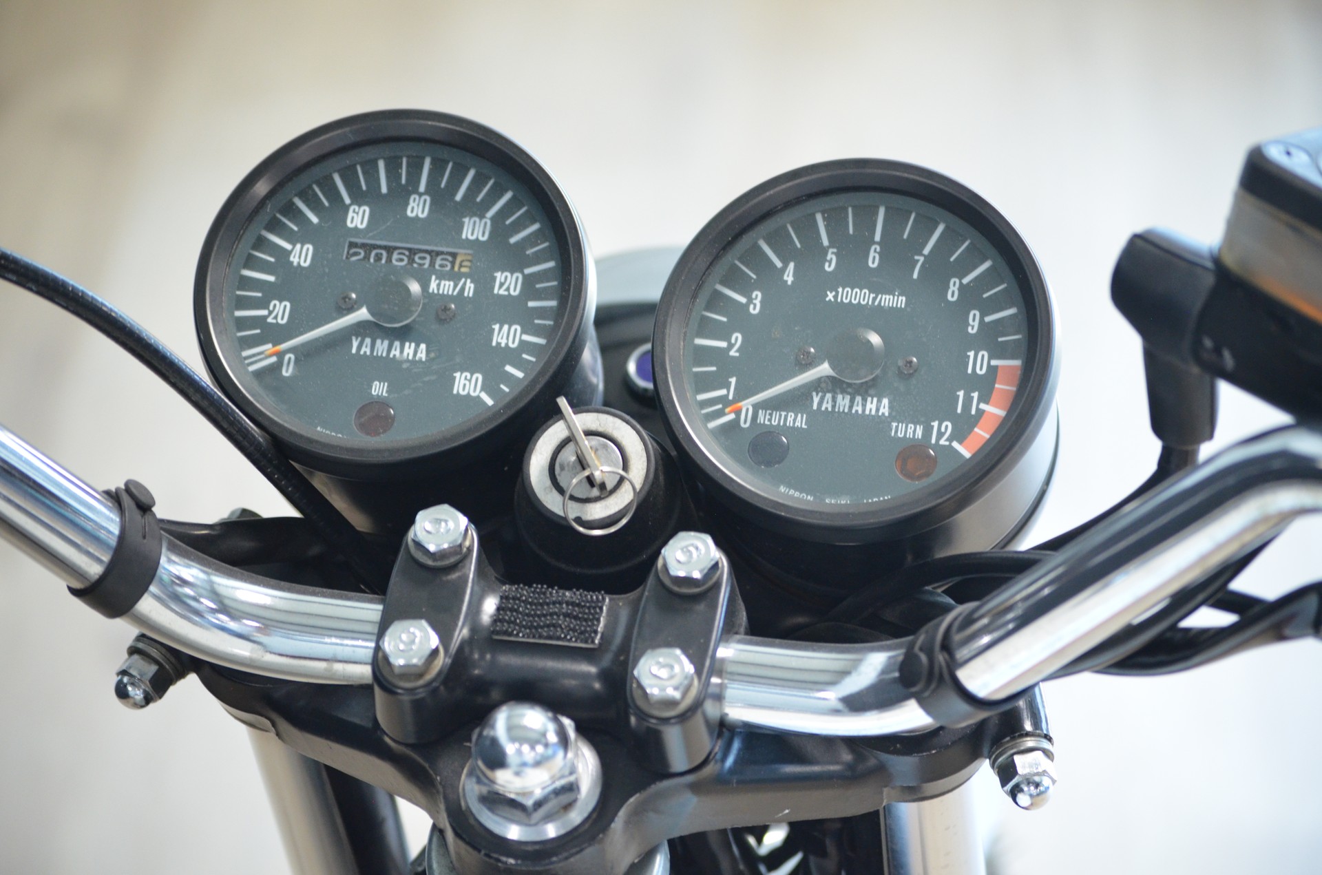 YAMAHA RD 125-image-9