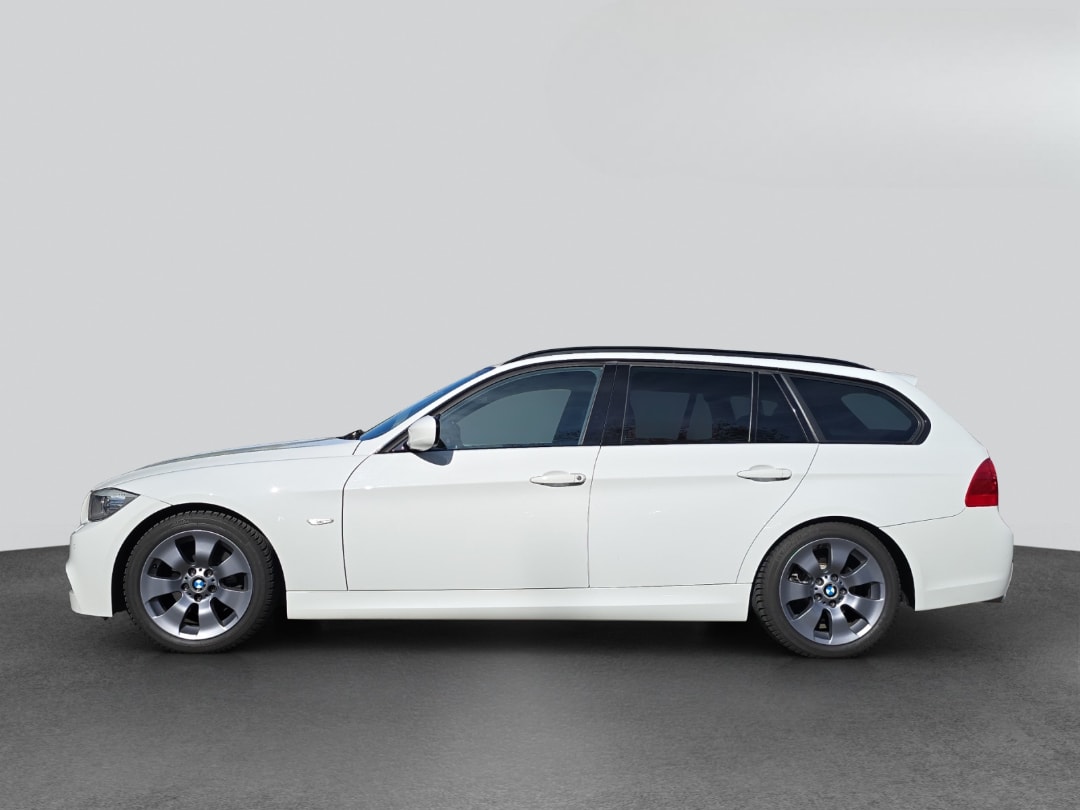 BMW 325i Touring Steptronic-image-3