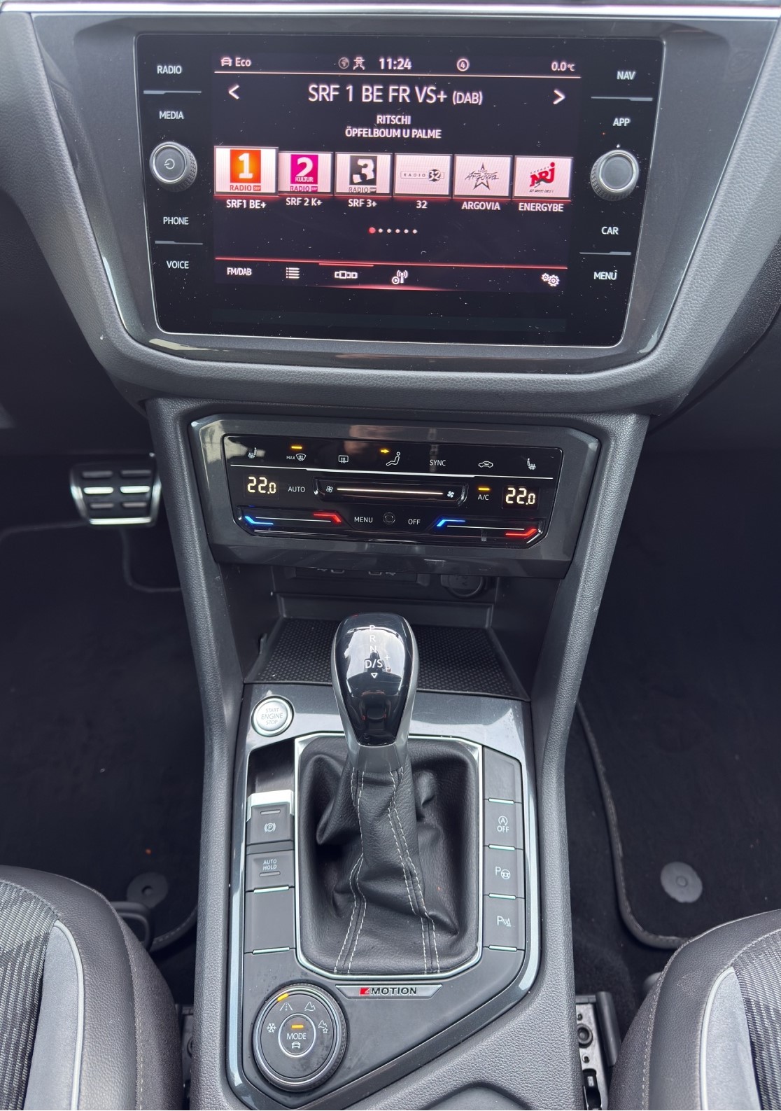 VW Tiguan 2.0 TDI SCR R-Line 4Motion DSG-image-10