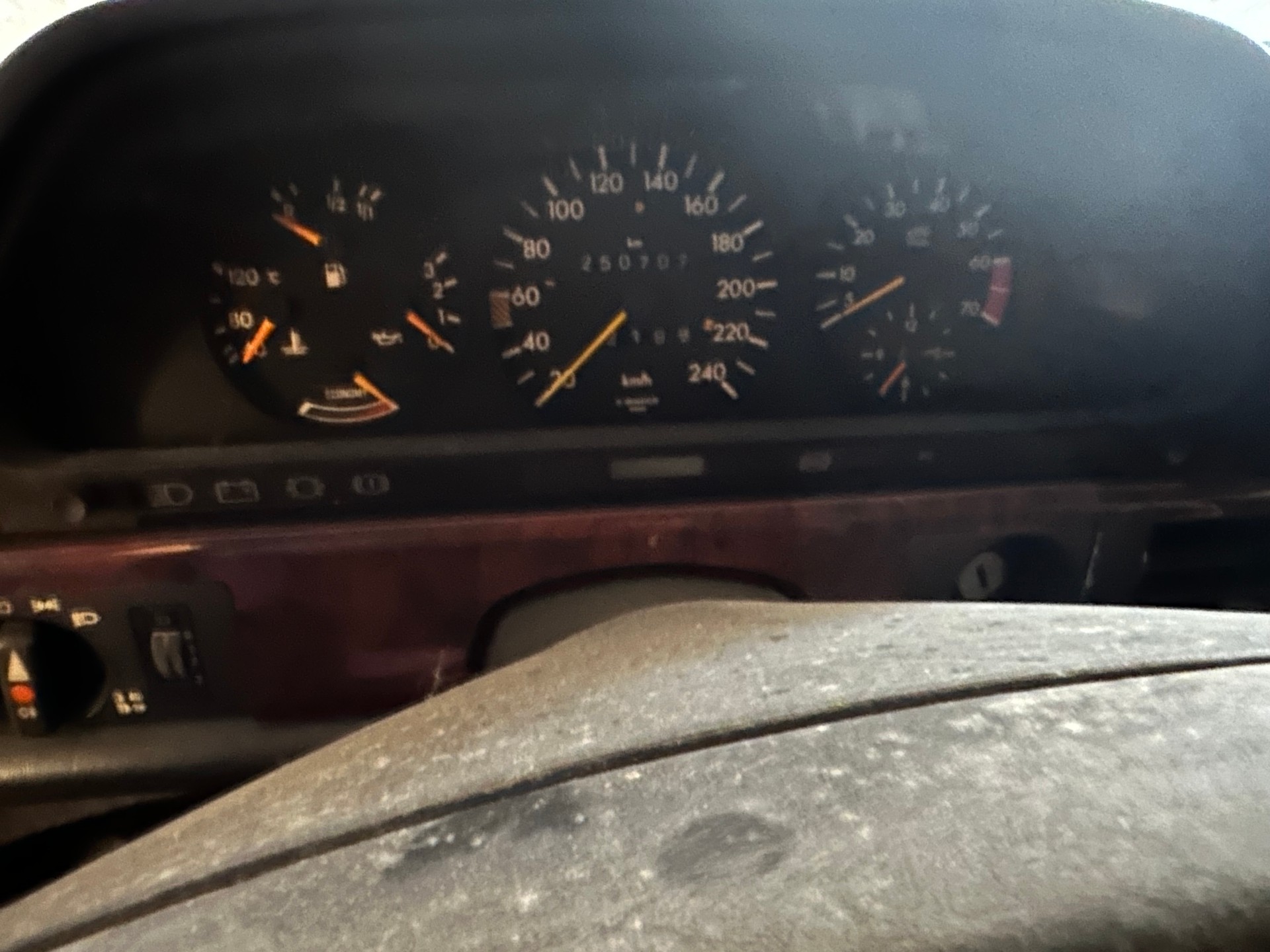 MERCEDES-BENZ 500 SEL-image-4