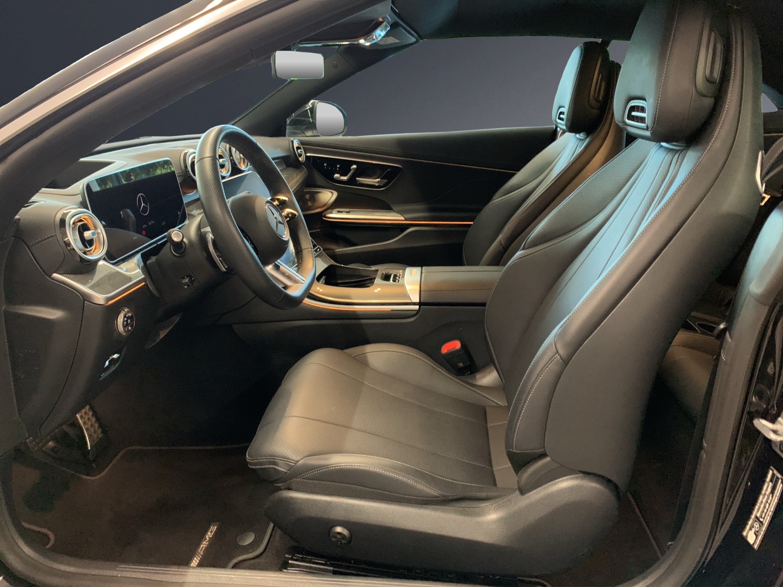 MERCEDES-BENZ CLE 300 Cabrio 4Matic 9G-Tronic-image-5