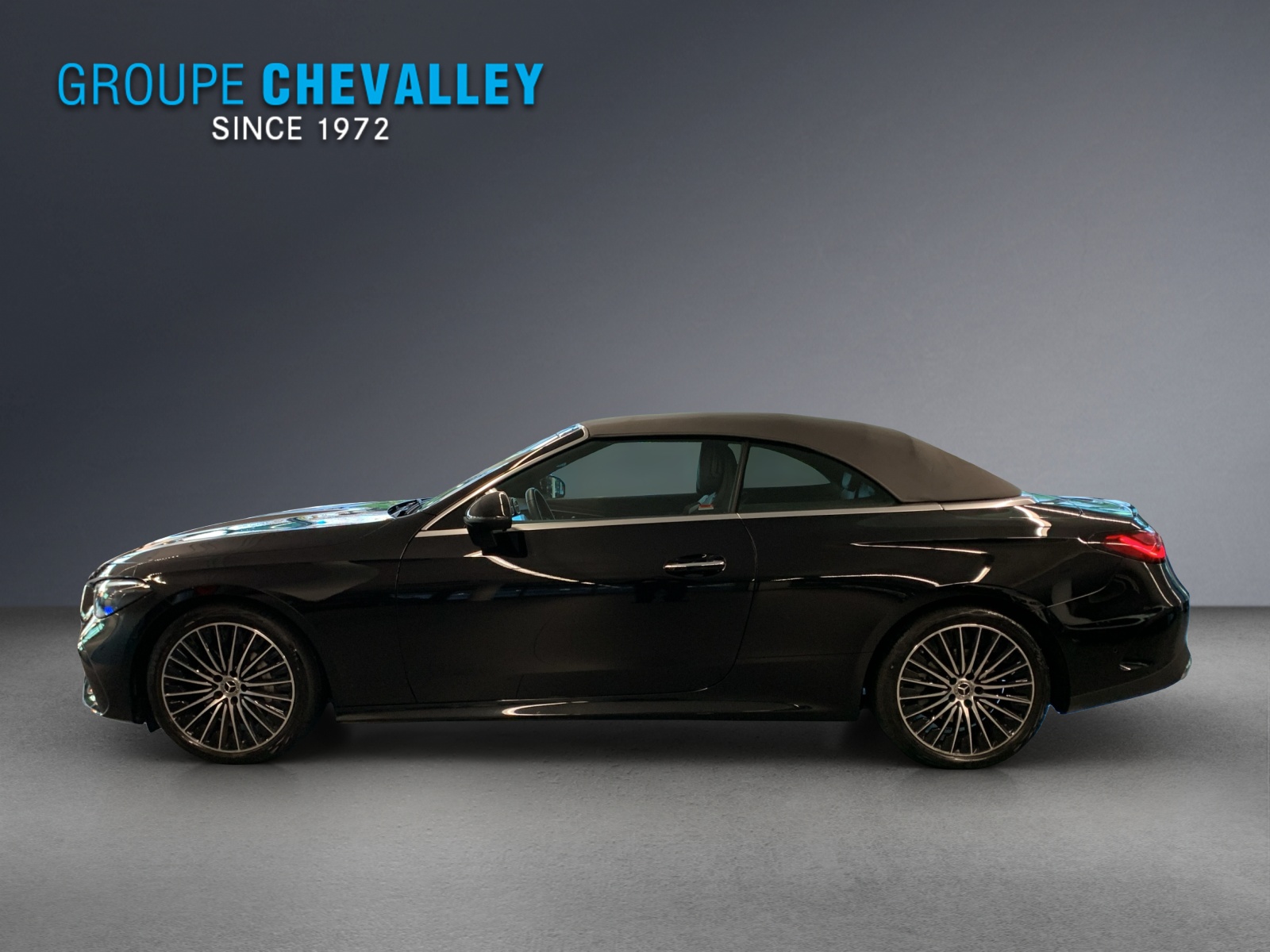 MERCEDES-BENZ CLE 300 Cabrio 4Matic 9G-Tronic-showroom-element-3