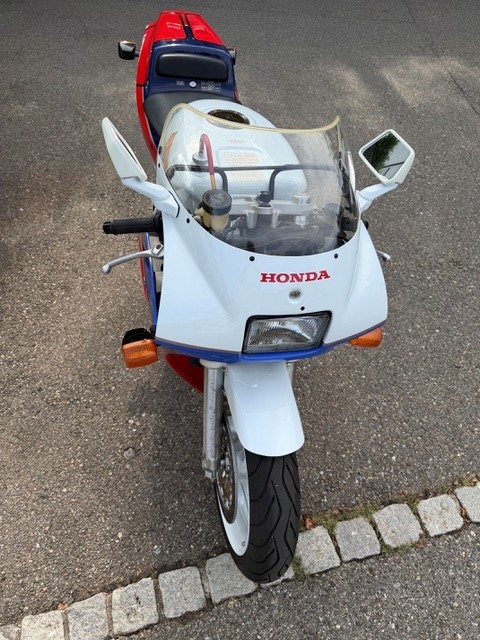HONDA R / RC30-image-13