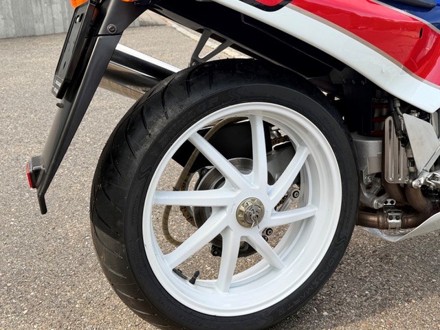 HONDA R / RC30-showroom-element-1