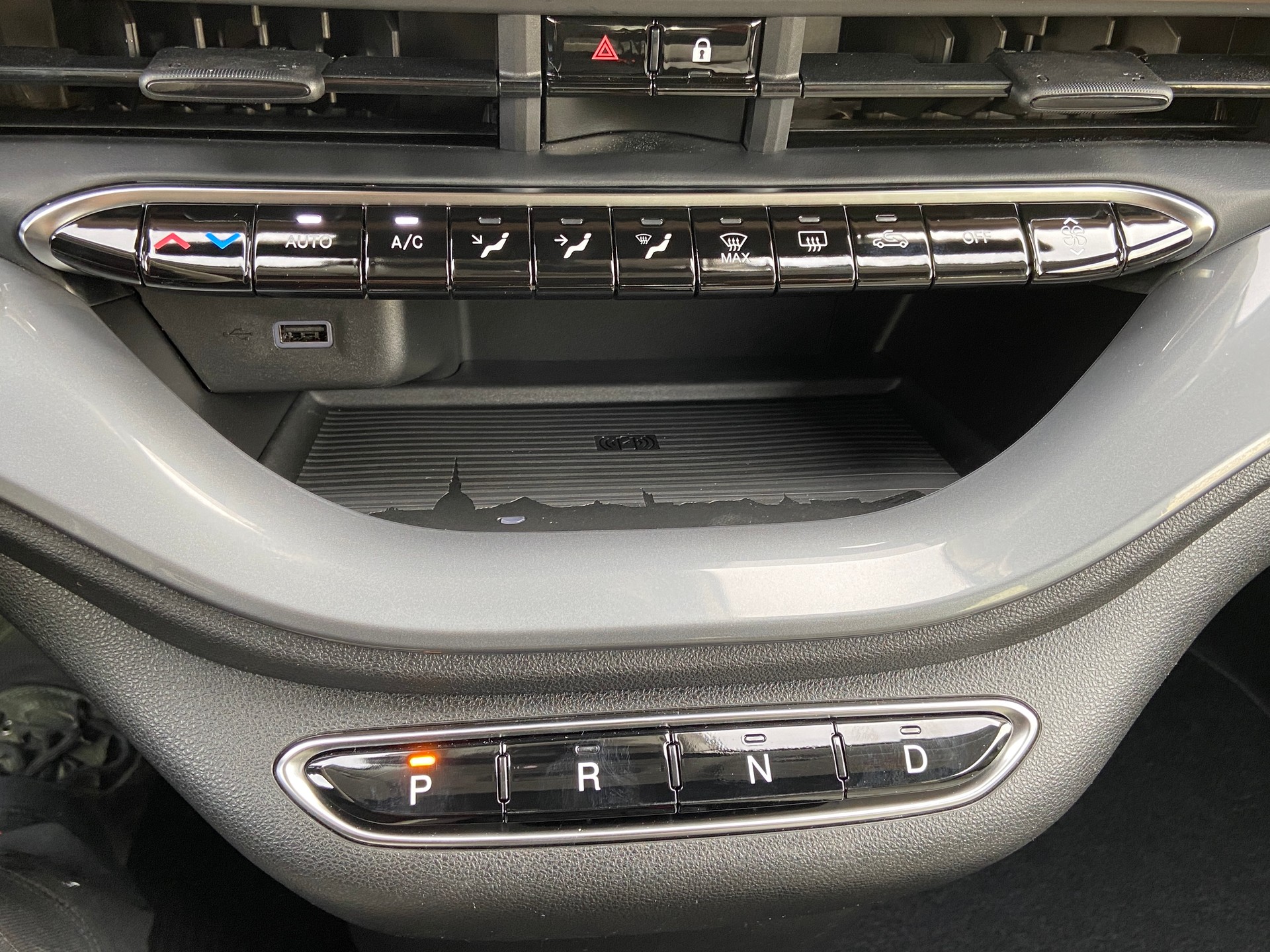 FIAT 500 C electric 87 kW La Prima-image-14