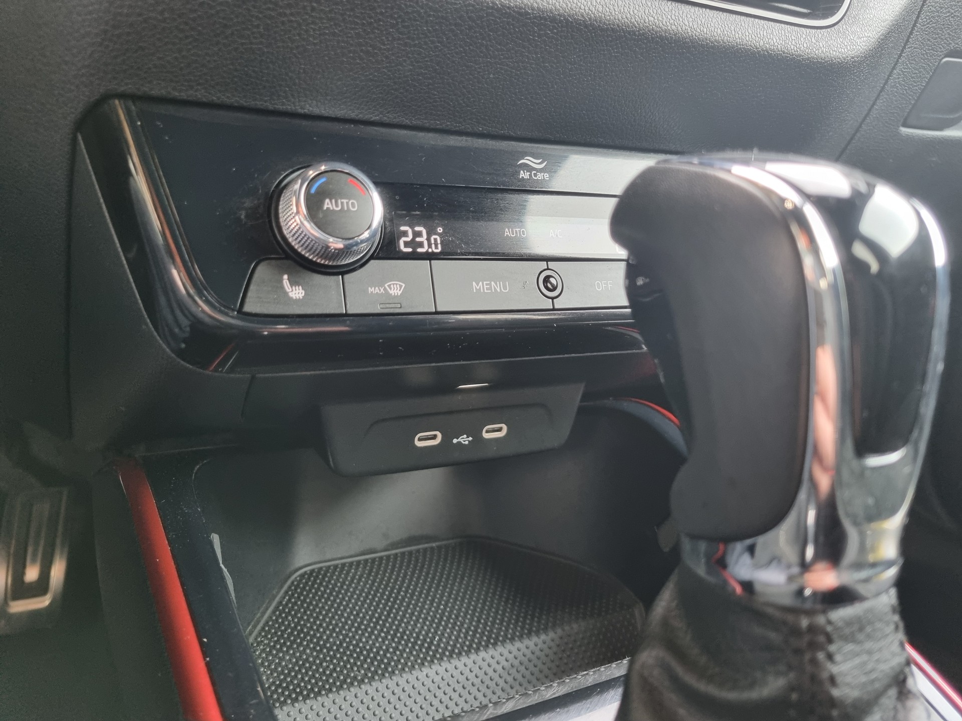 SKODA Fabia 1.5 TSI Monte Carlo DSG-image-17